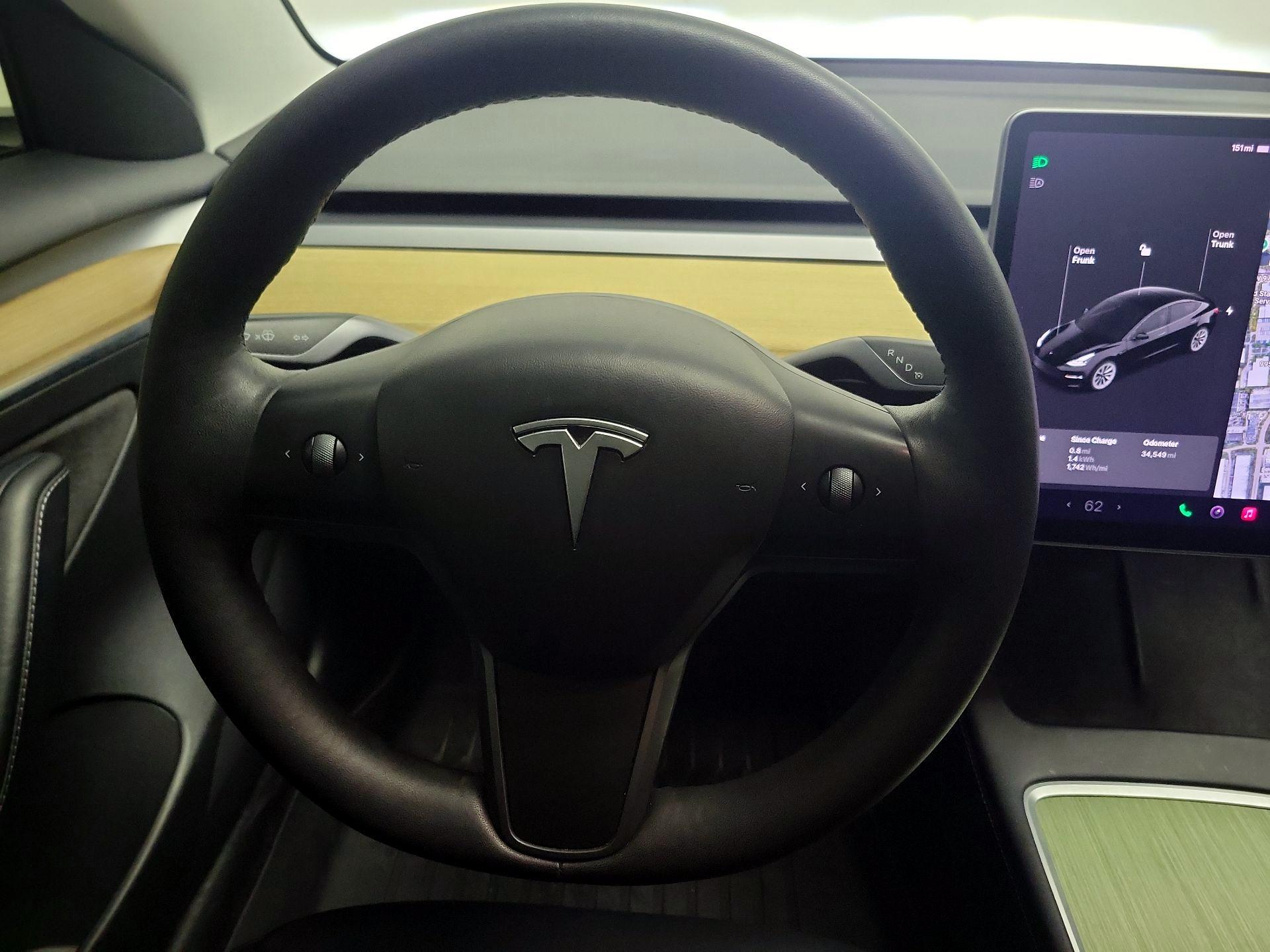 Thumbnail: 2021 Tesla Model 3 - 10