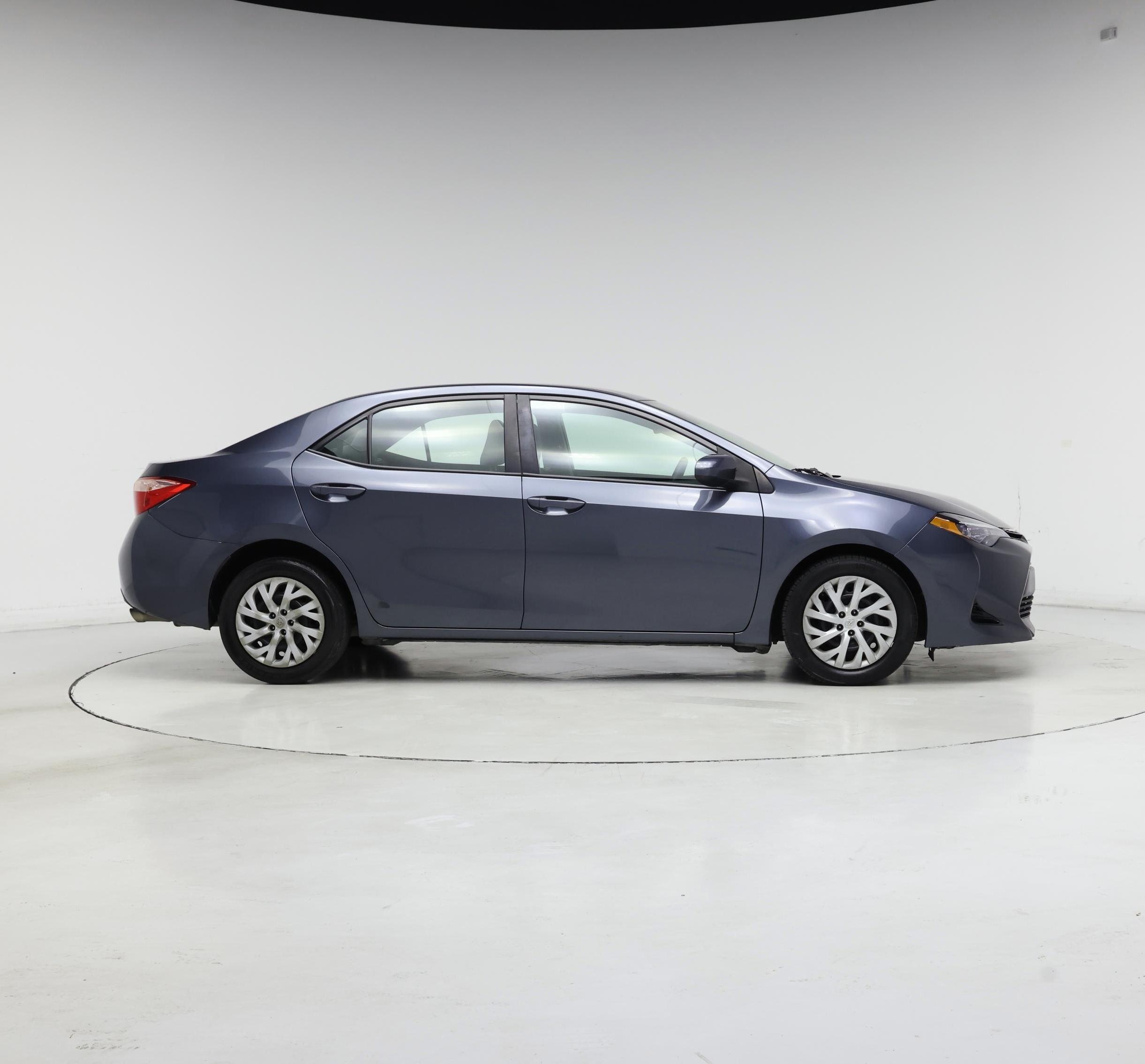 Thumbnail: 2018 Toyota Corolla - 7