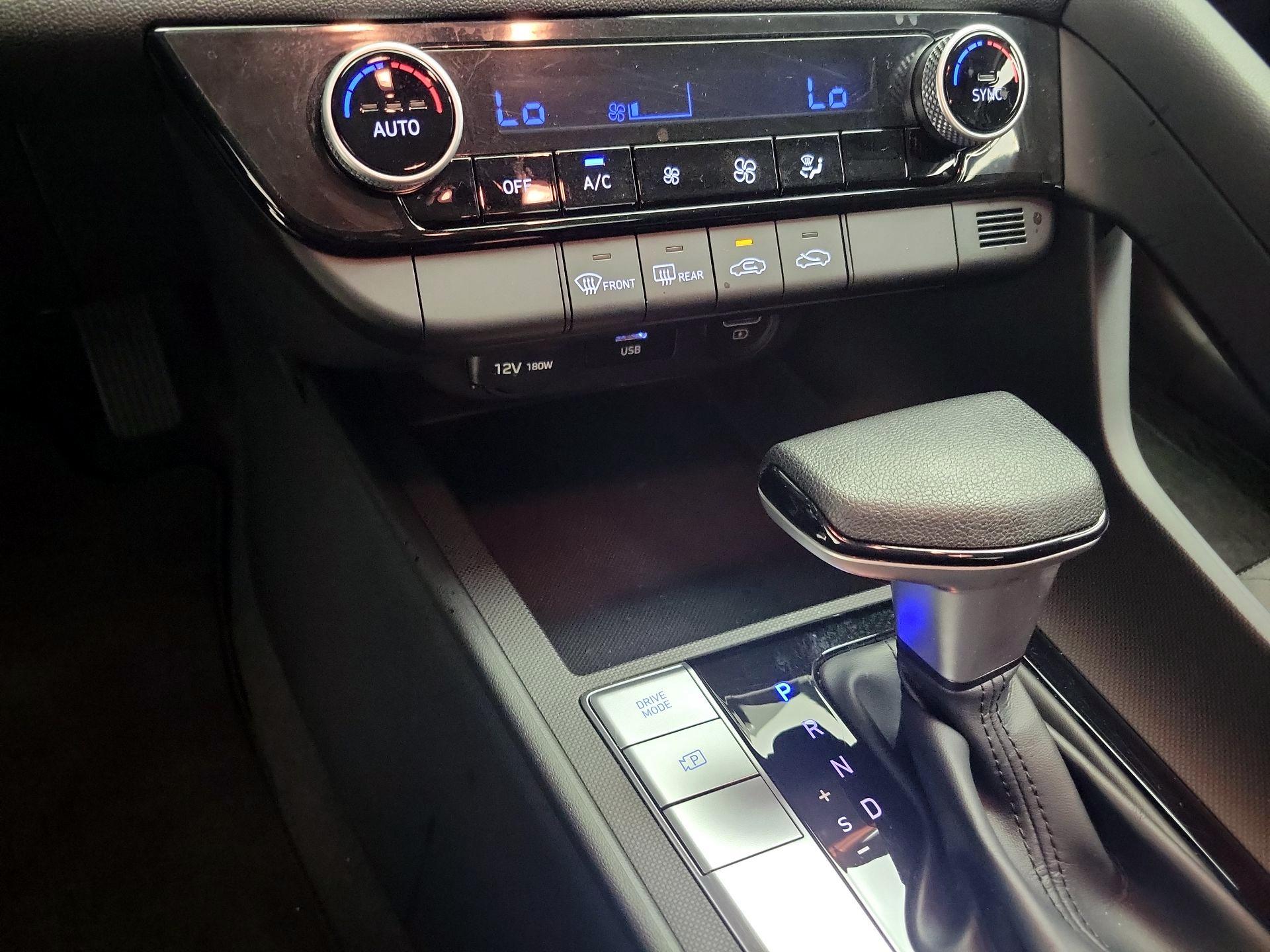 Thumbnail: 2021 Hyundai Elantra - 16