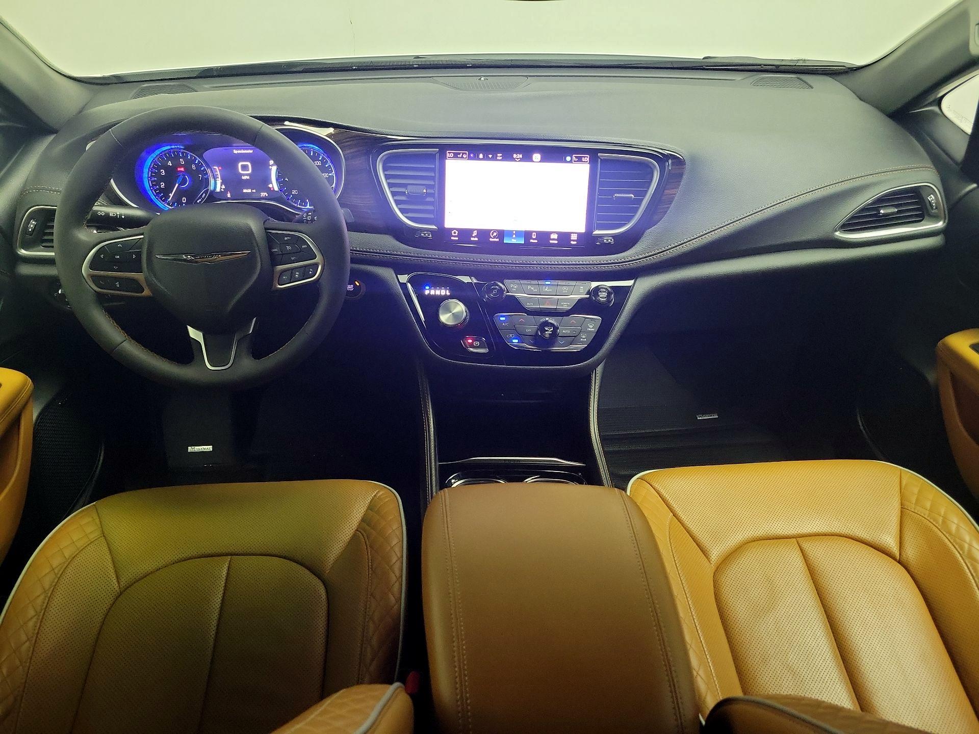 Thumbnail: 2022 Chrysler Pacifica - 9