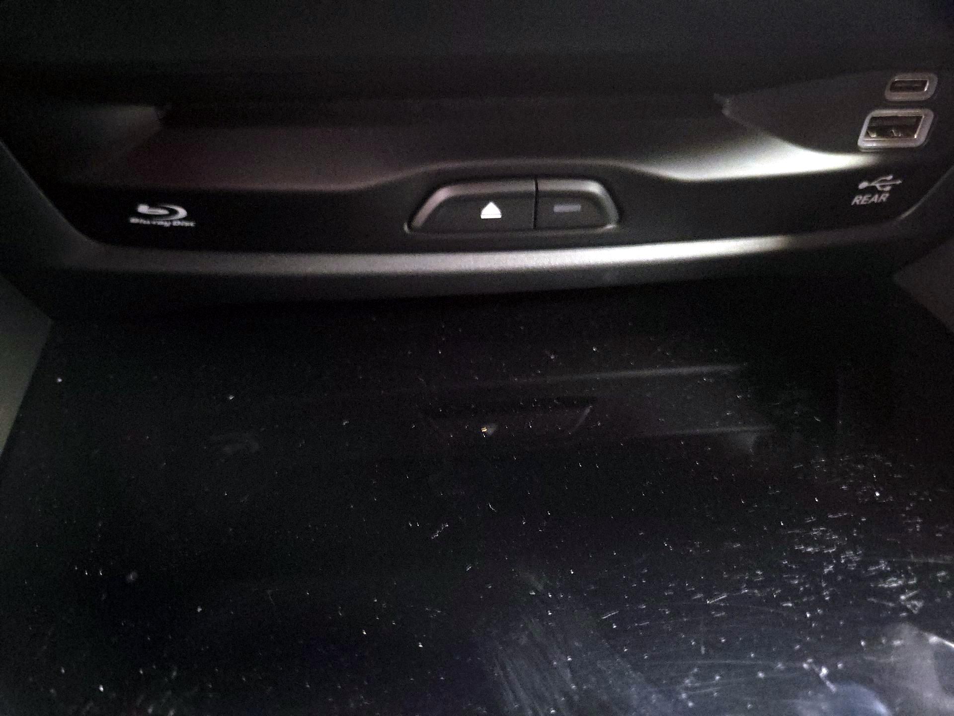 Thumbnail: 2022 Chrysler Pacifica - 19