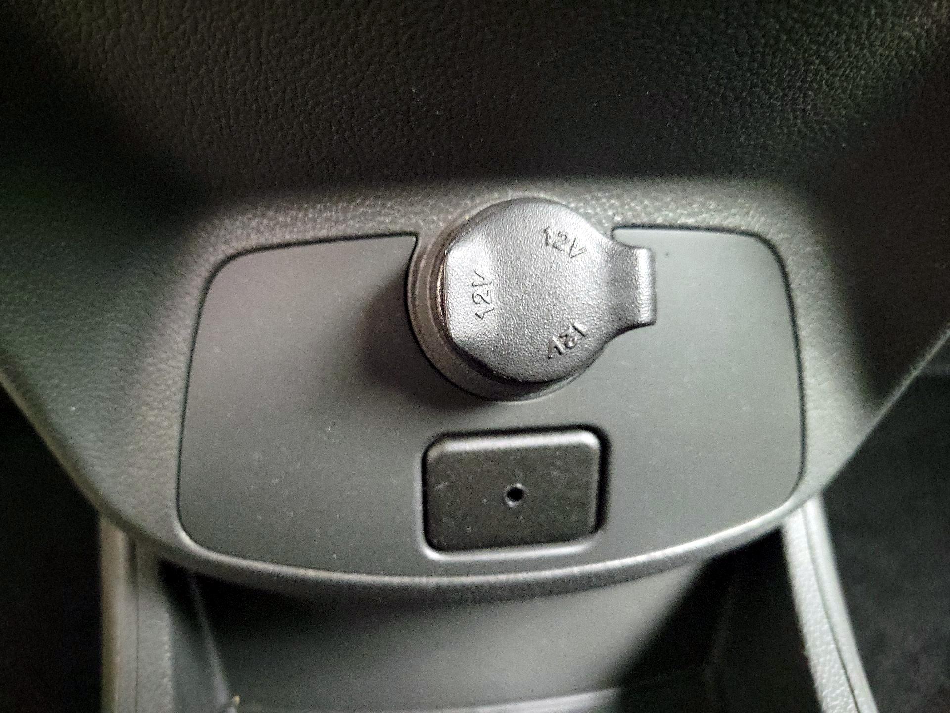 Thumbnail: 2014 Chevrolet Spark - 17