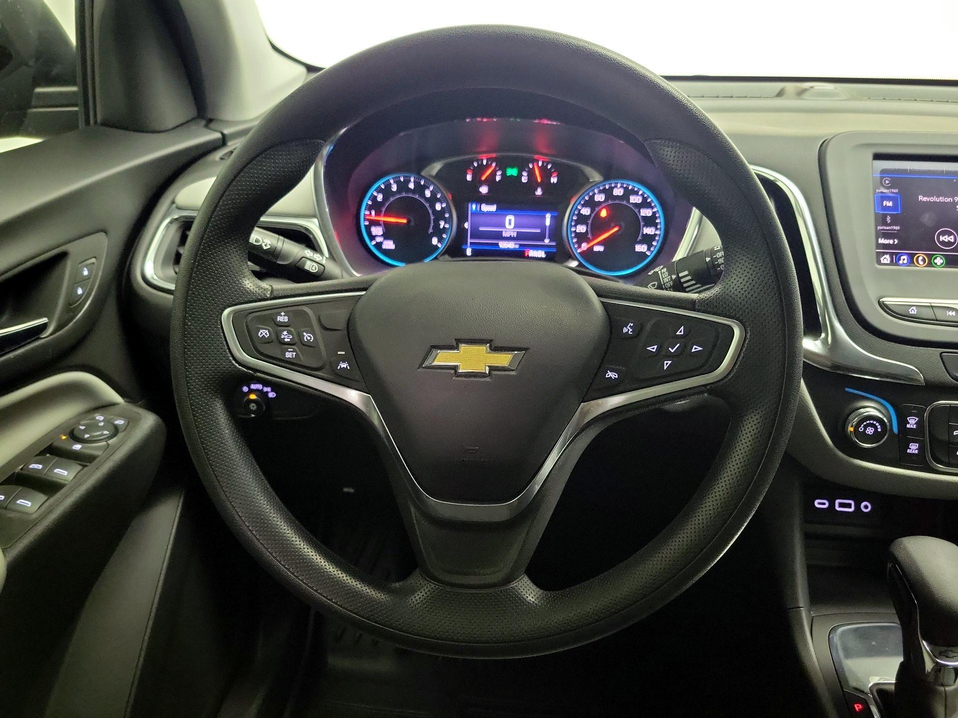 Thumbnail: 2022 Chevrolet Equinox - 10