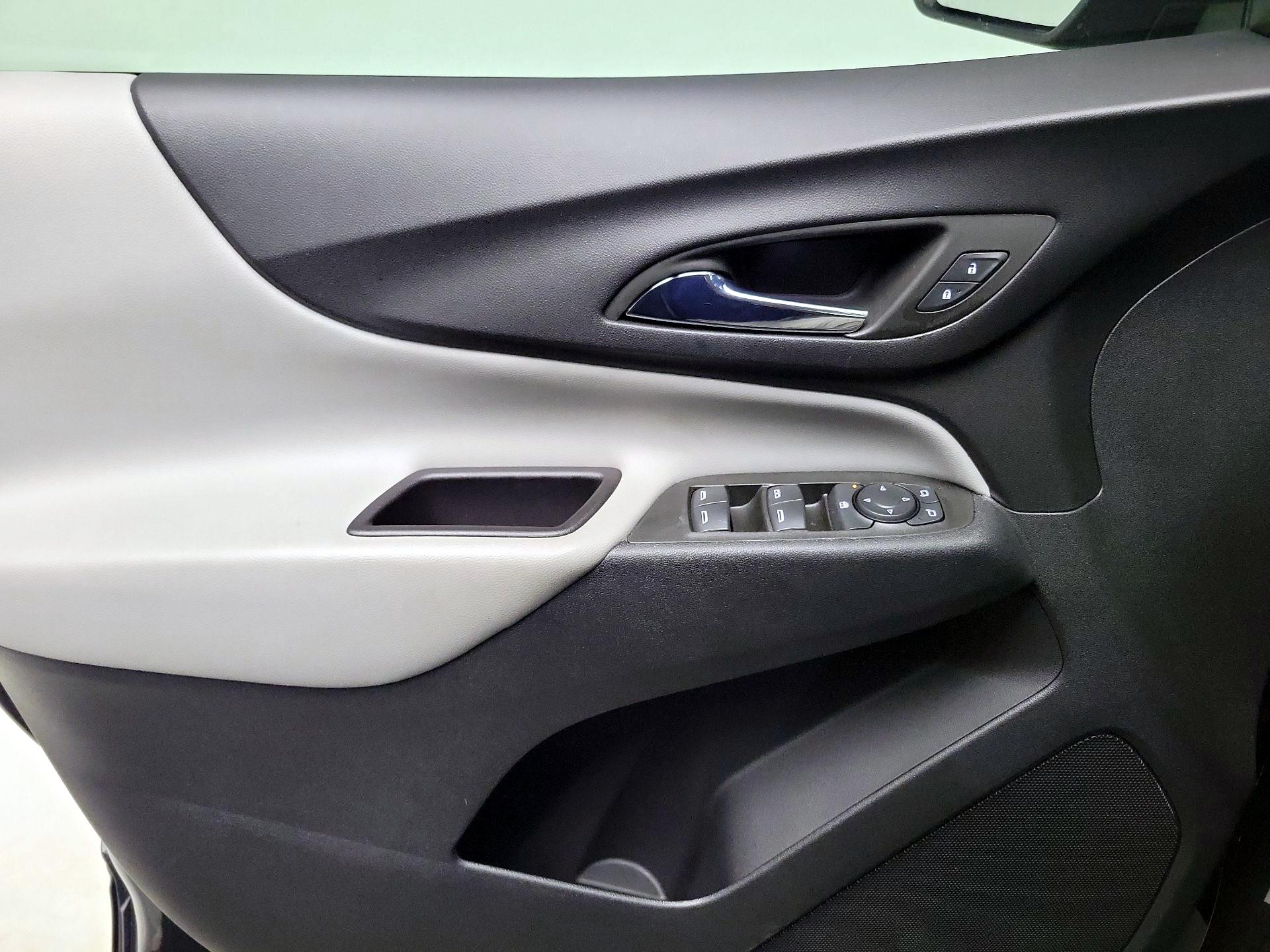 Thumbnail: 2022 Chevrolet Equinox - 12