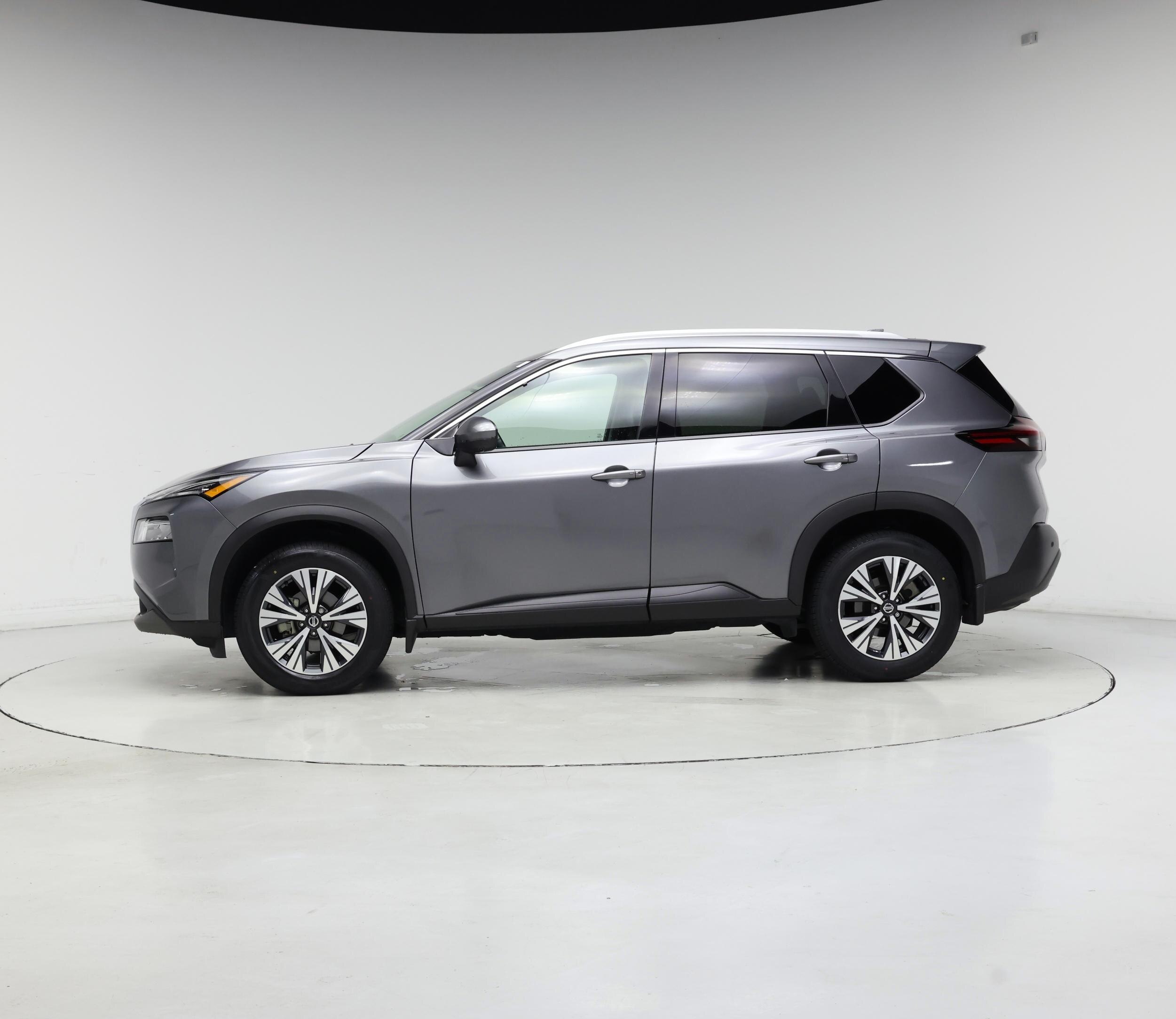 Thumbnail: 2021 Nissan Rogue - 3
