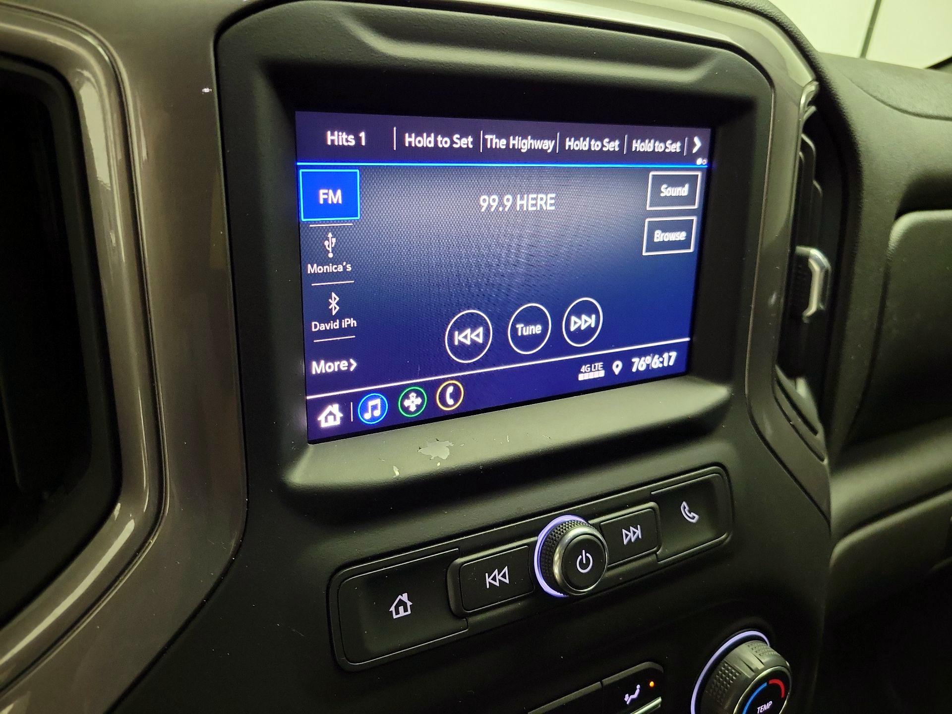 Thumbnail: 2021 Chevrolet Silverado 1500 - 16