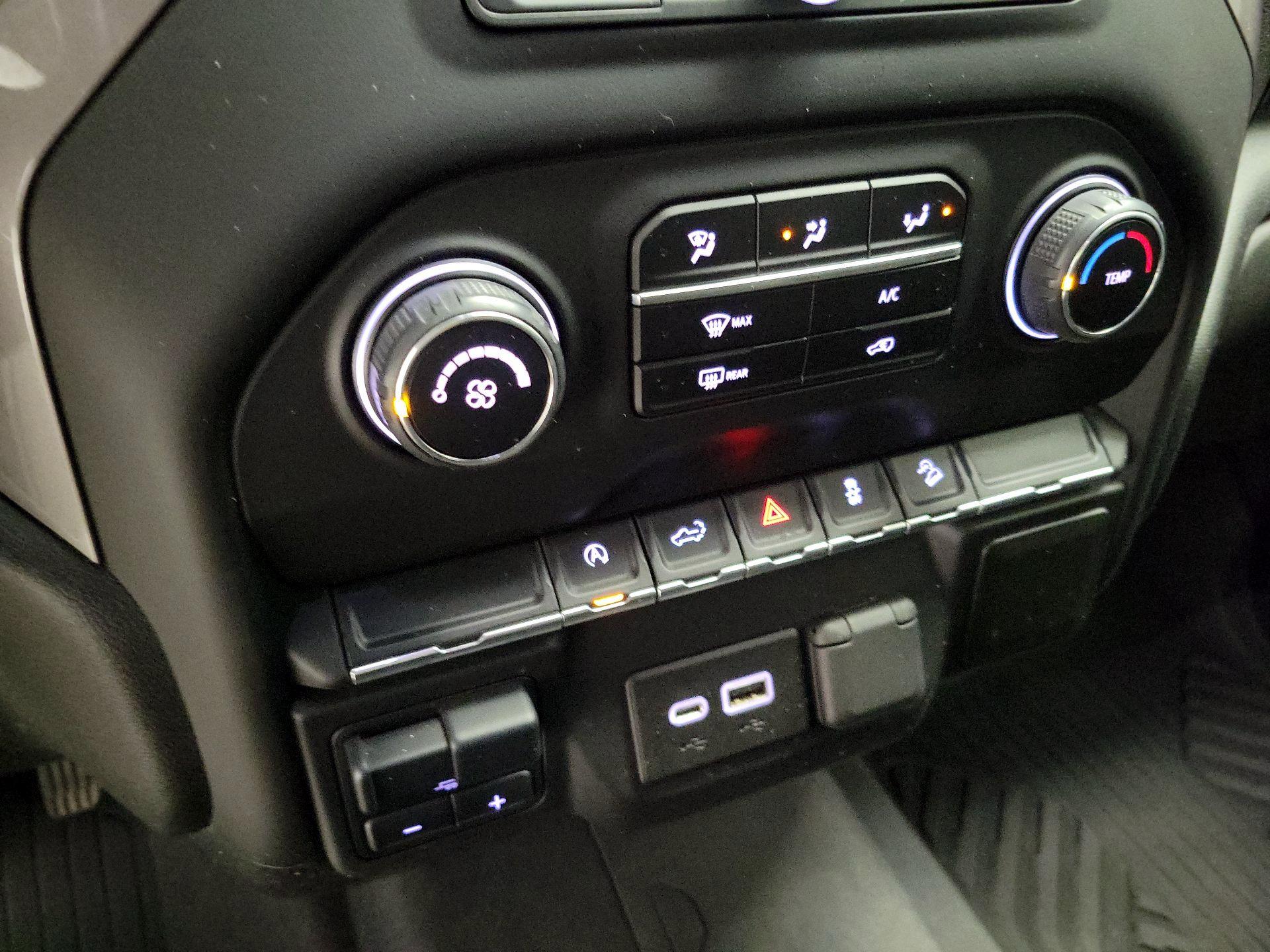 Thumbnail: 2021 Chevrolet Silverado 1500 - 17