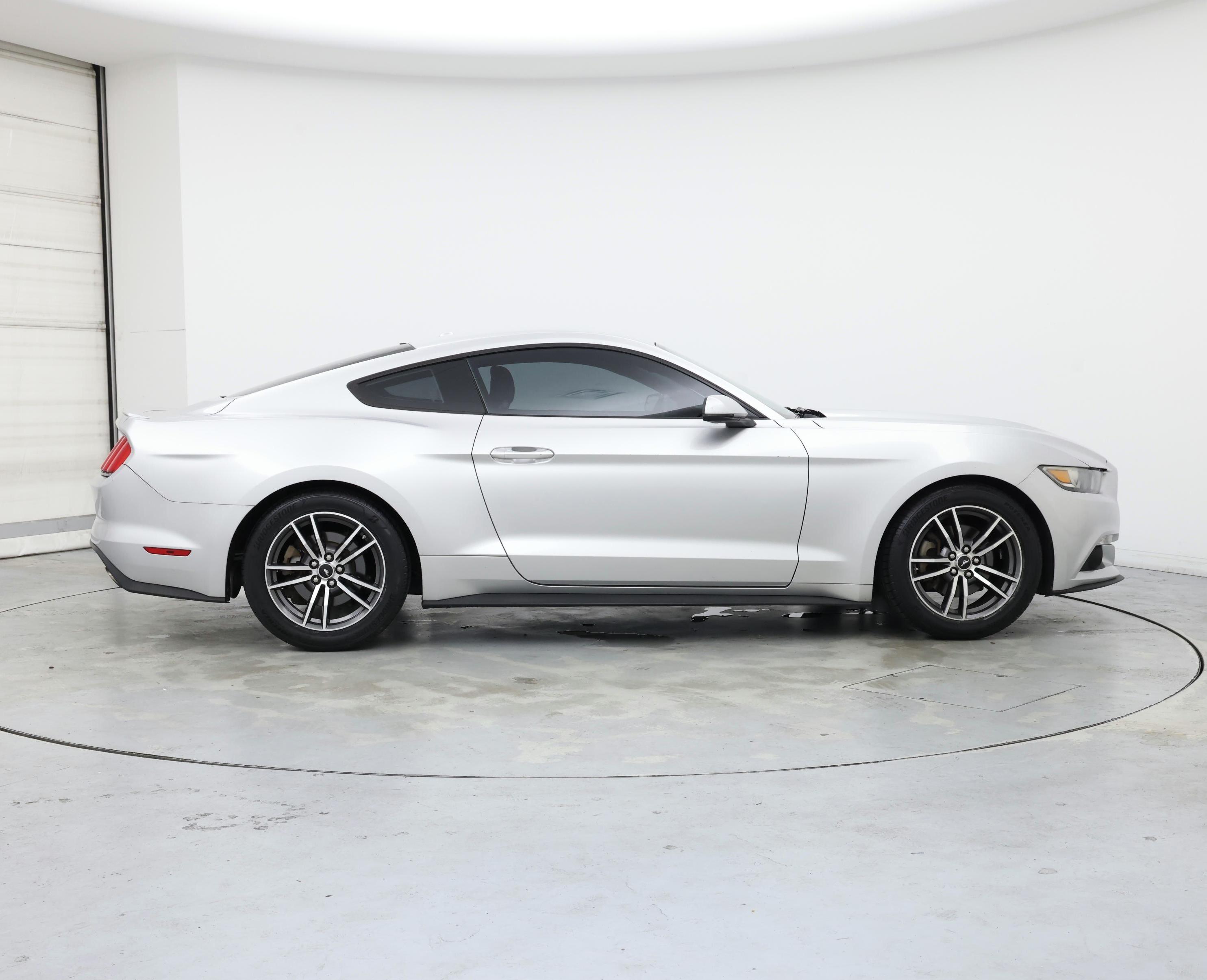 Thumbnail: 2017 Ford Mustang - 7