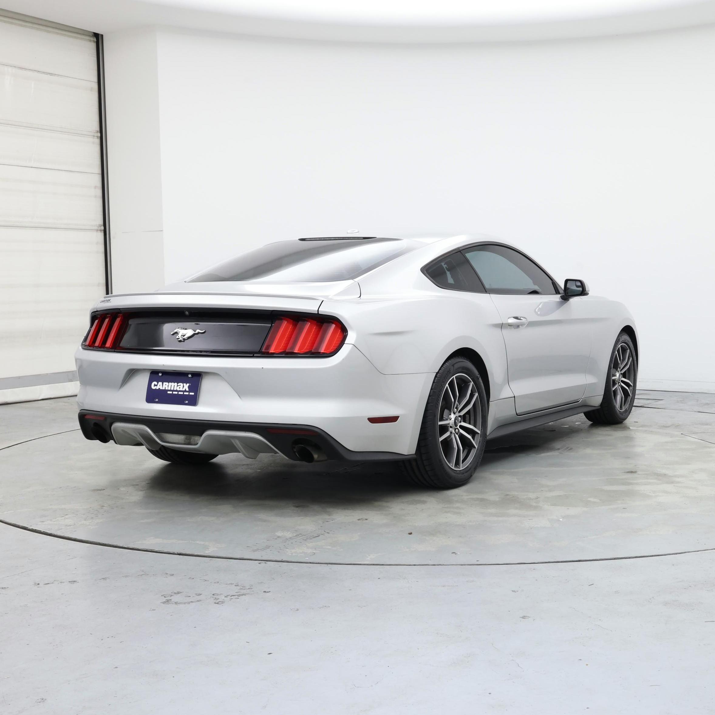 Thumbnail: 2017 Ford Mustang - 8