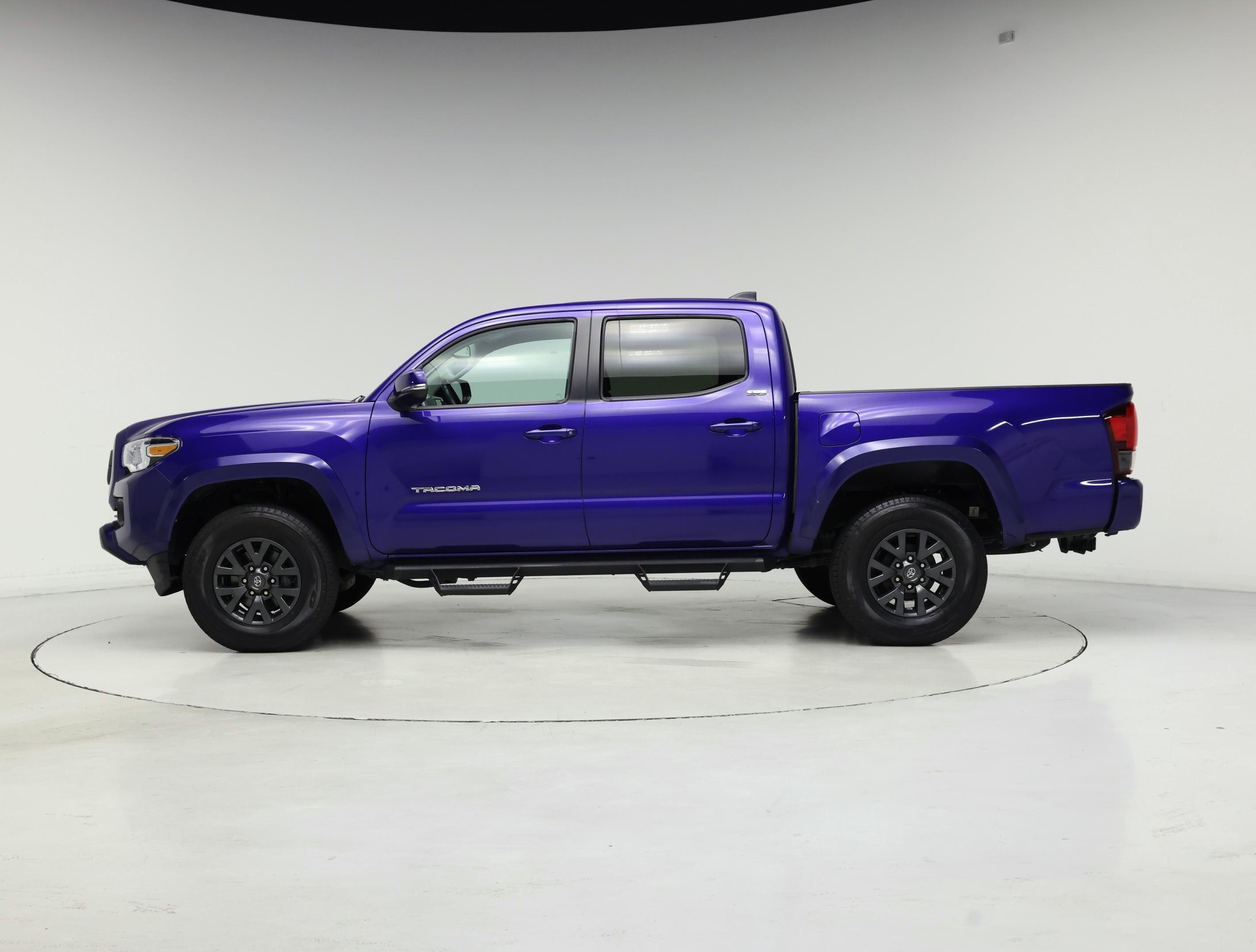Thumbnail: 2022 Toyota Tacoma - 3