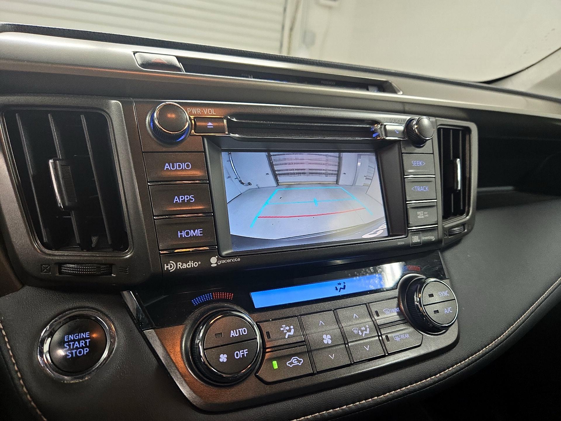 Thumbnail: 2015 Toyota RAV4 - 14