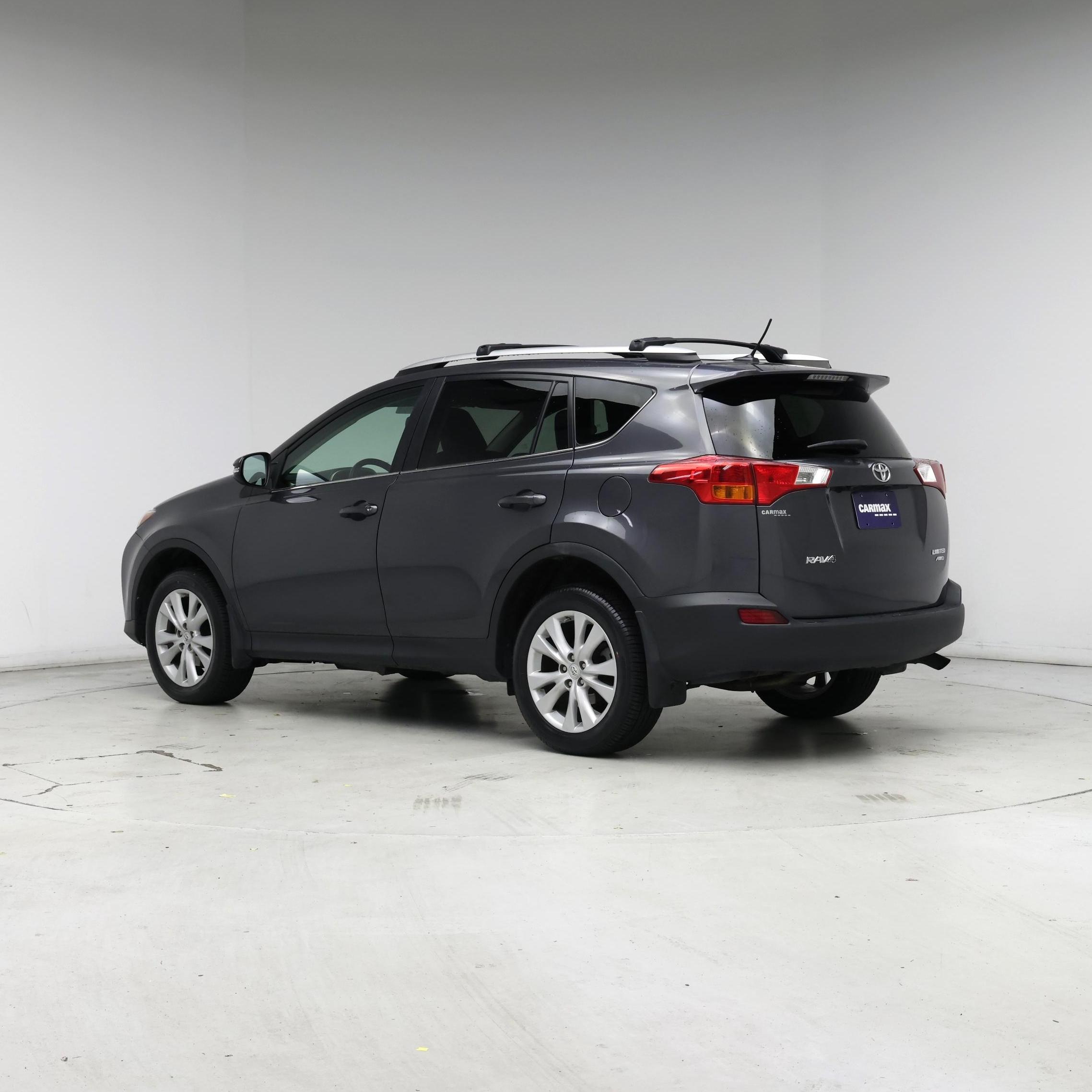 Thumbnail: 2015 Toyota RAV4 - 2