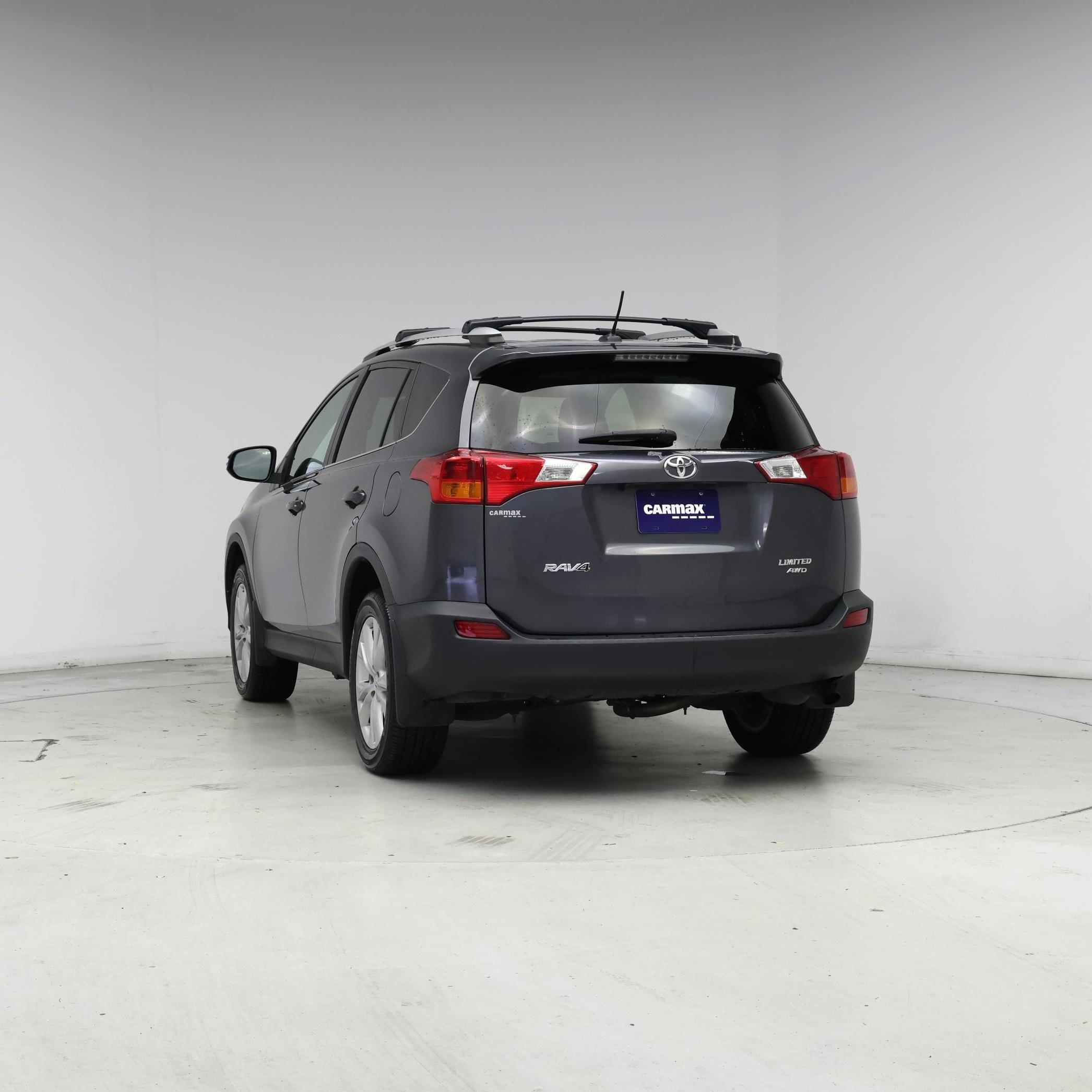 Thumbnail: 2015 Toyota RAV4 - 6