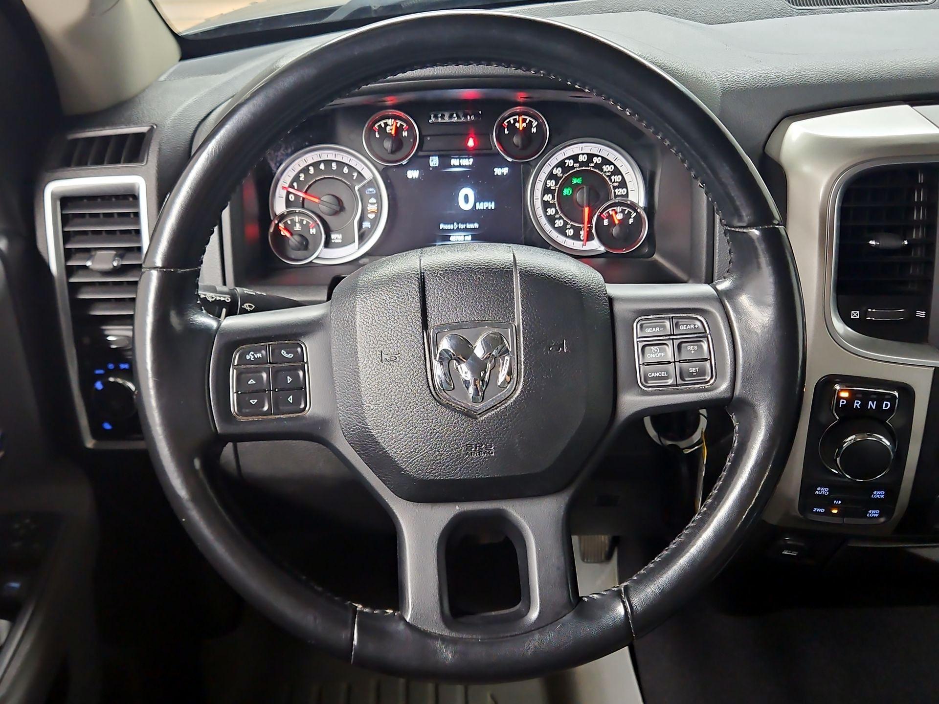Thumbnail: 2019 RAM 1500 Classic - 10