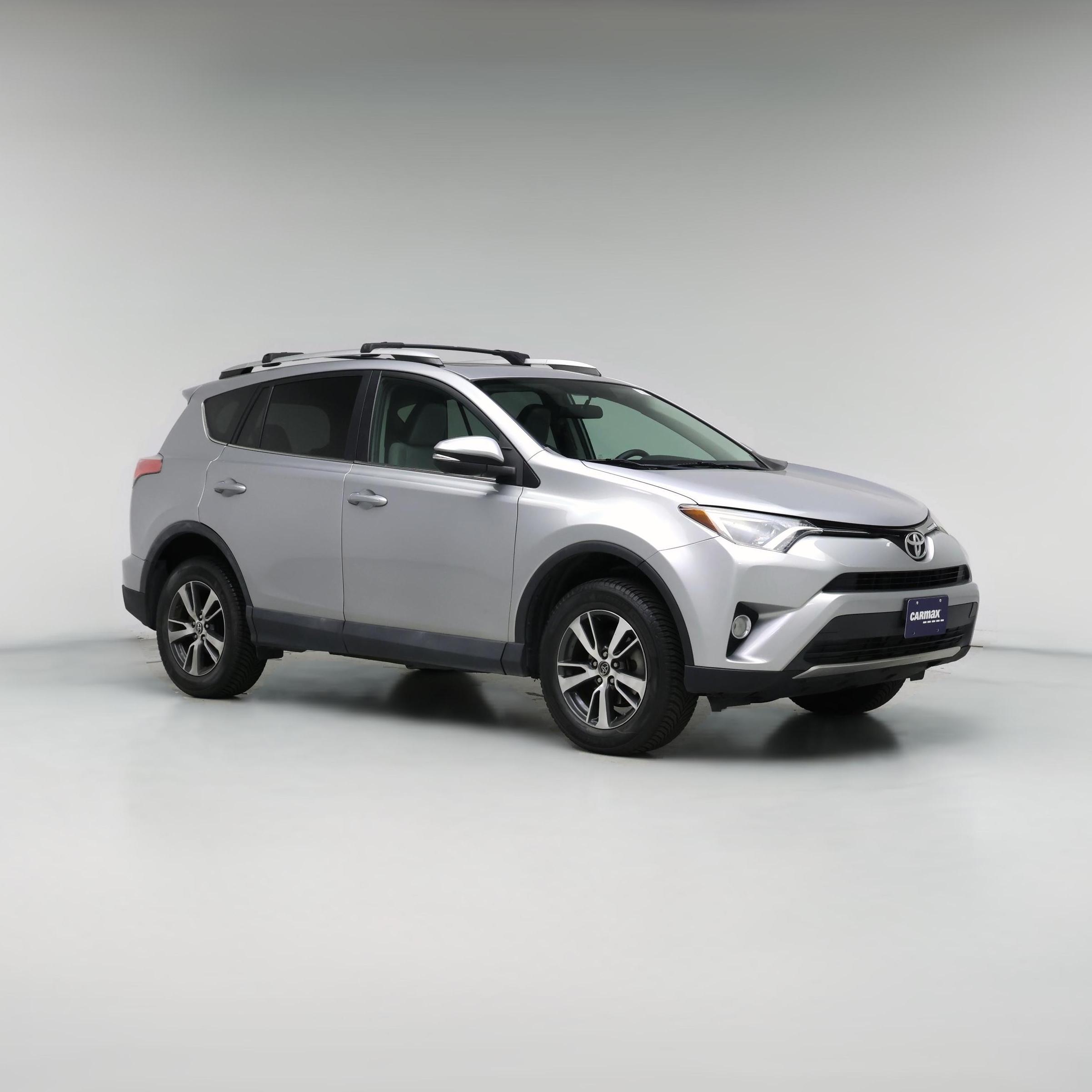 Thumbnail: 2016 Toyota RAV4 - 1