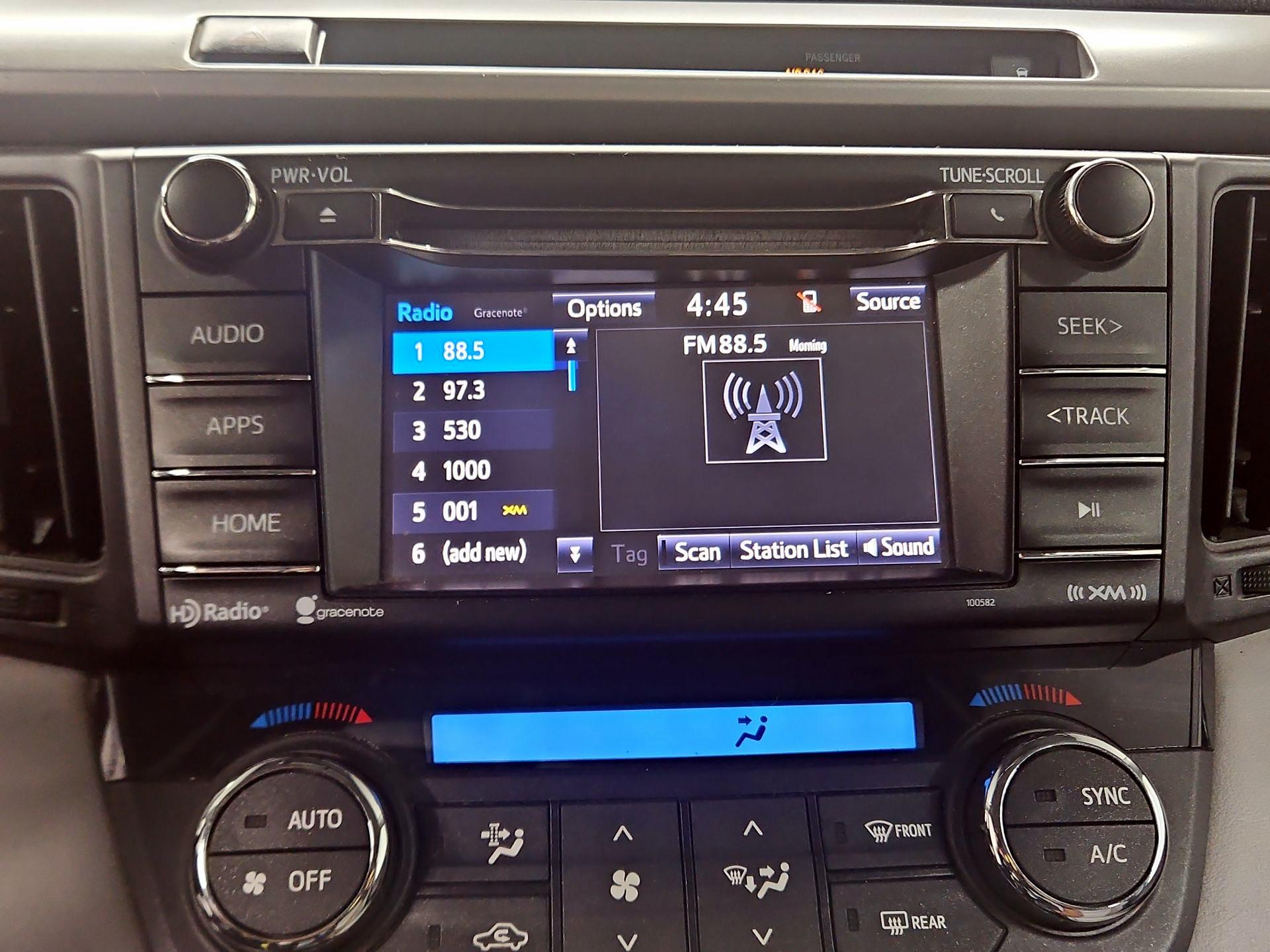 Thumbnail: 2016 Toyota RAV4 - 15