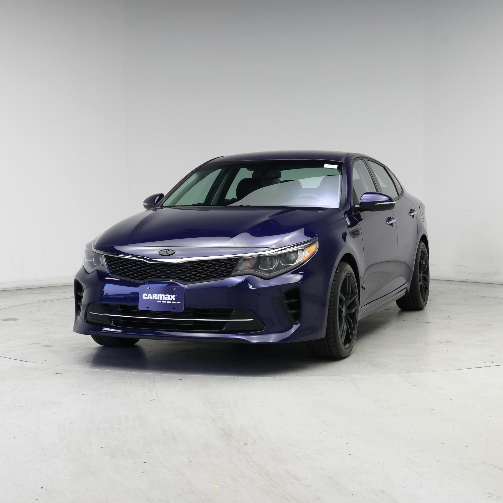 Thumbnail: 2017 Kia Optima - 4