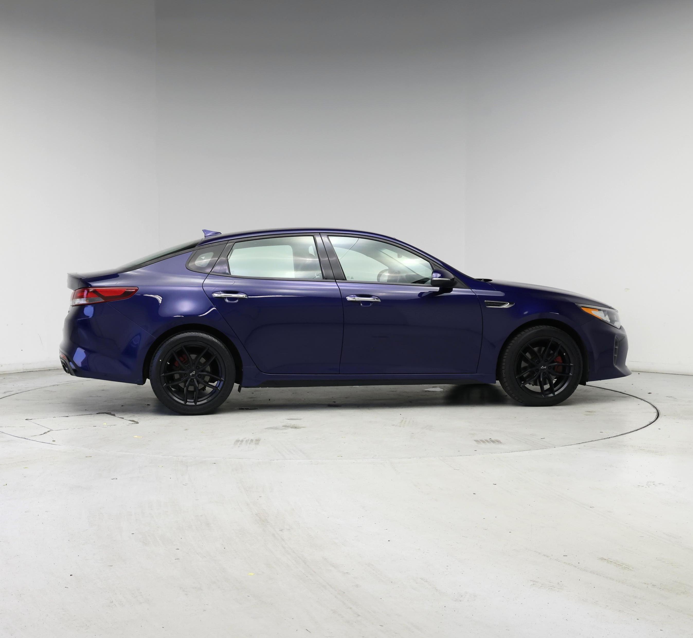 Thumbnail: 2017 Kia Optima - 7