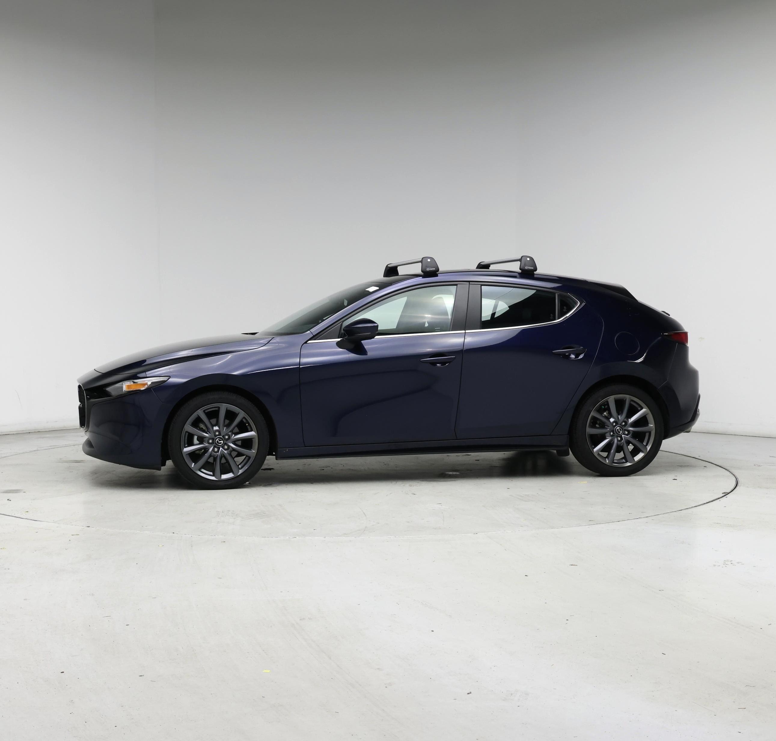 Thumbnail: 2021 Mazda Mazda3 - 3