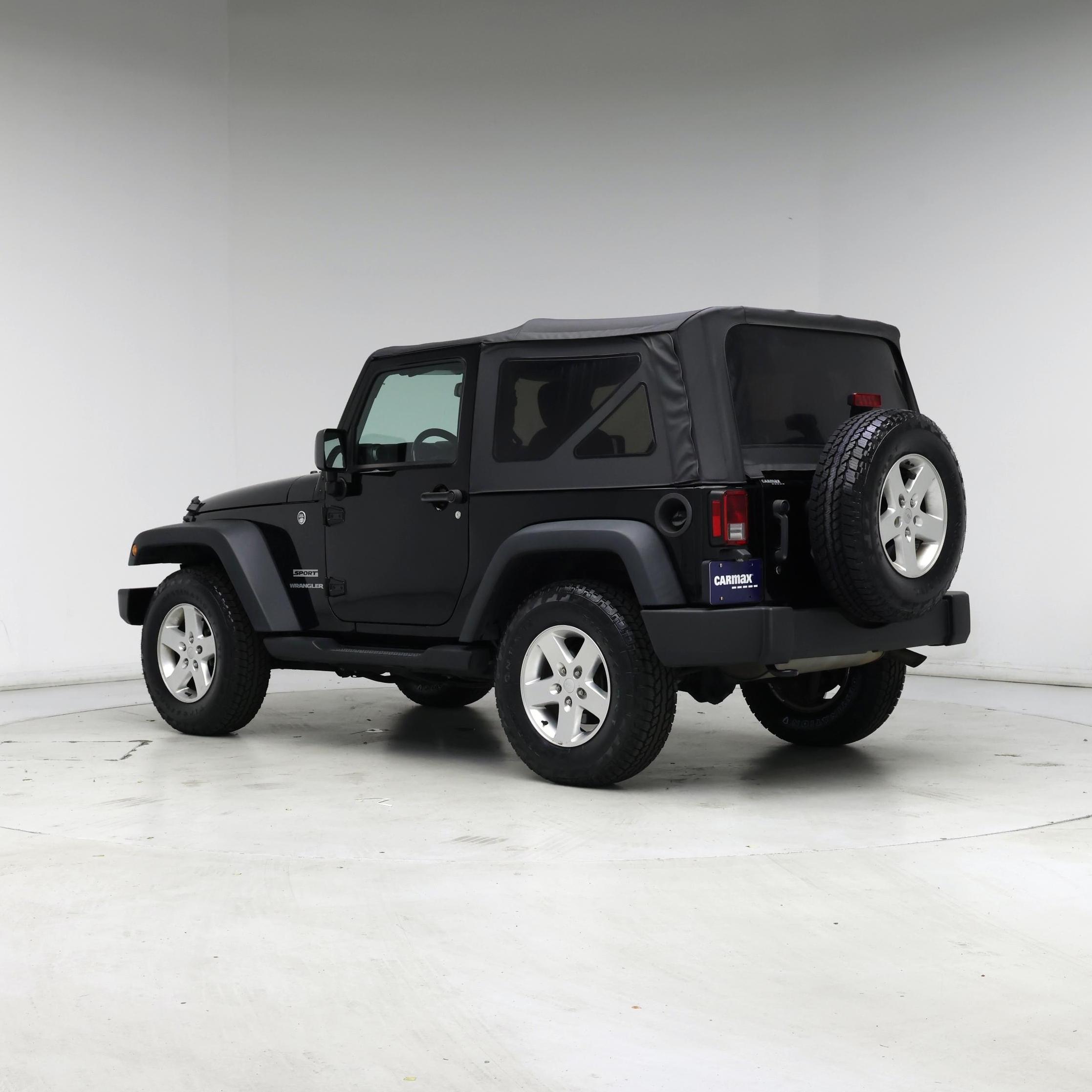 Thumbnail: 2015 Jeep Wrangler - 2