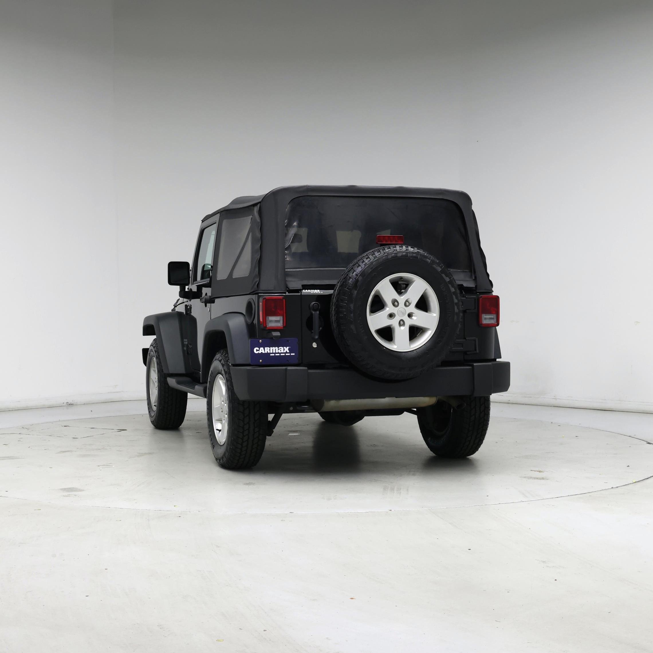Thumbnail: 2015 Jeep Wrangler - 6
