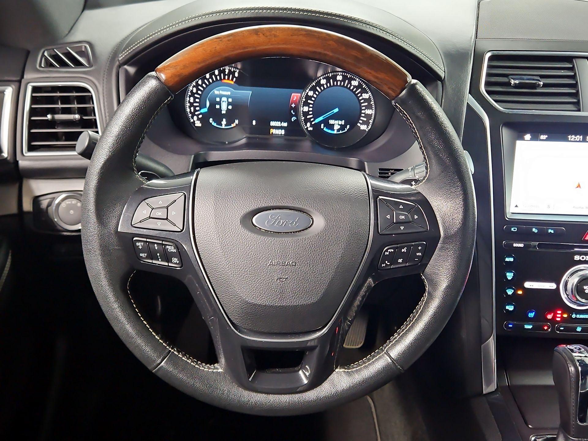 Thumbnail: 2017 Ford Explorer - 10