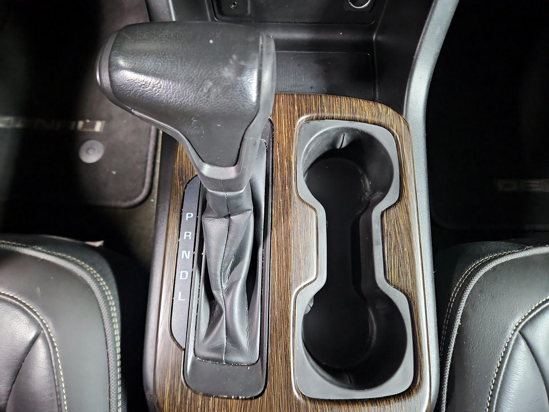 Thumbnail: 2018 GMC Canyon - 18