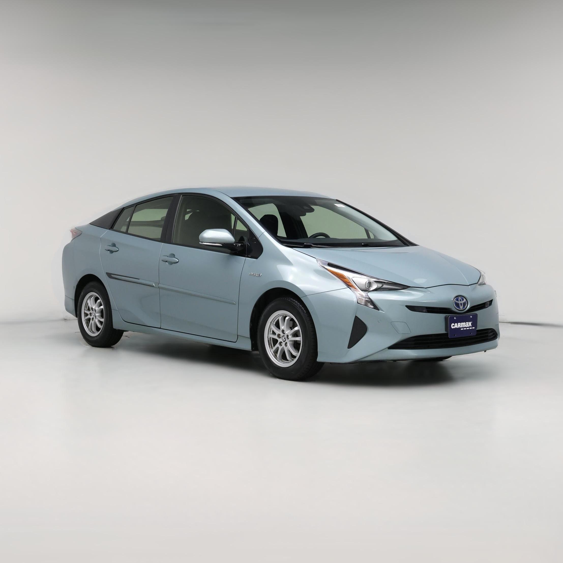 Thumbnail: 2017 Toyota Prius - 1
