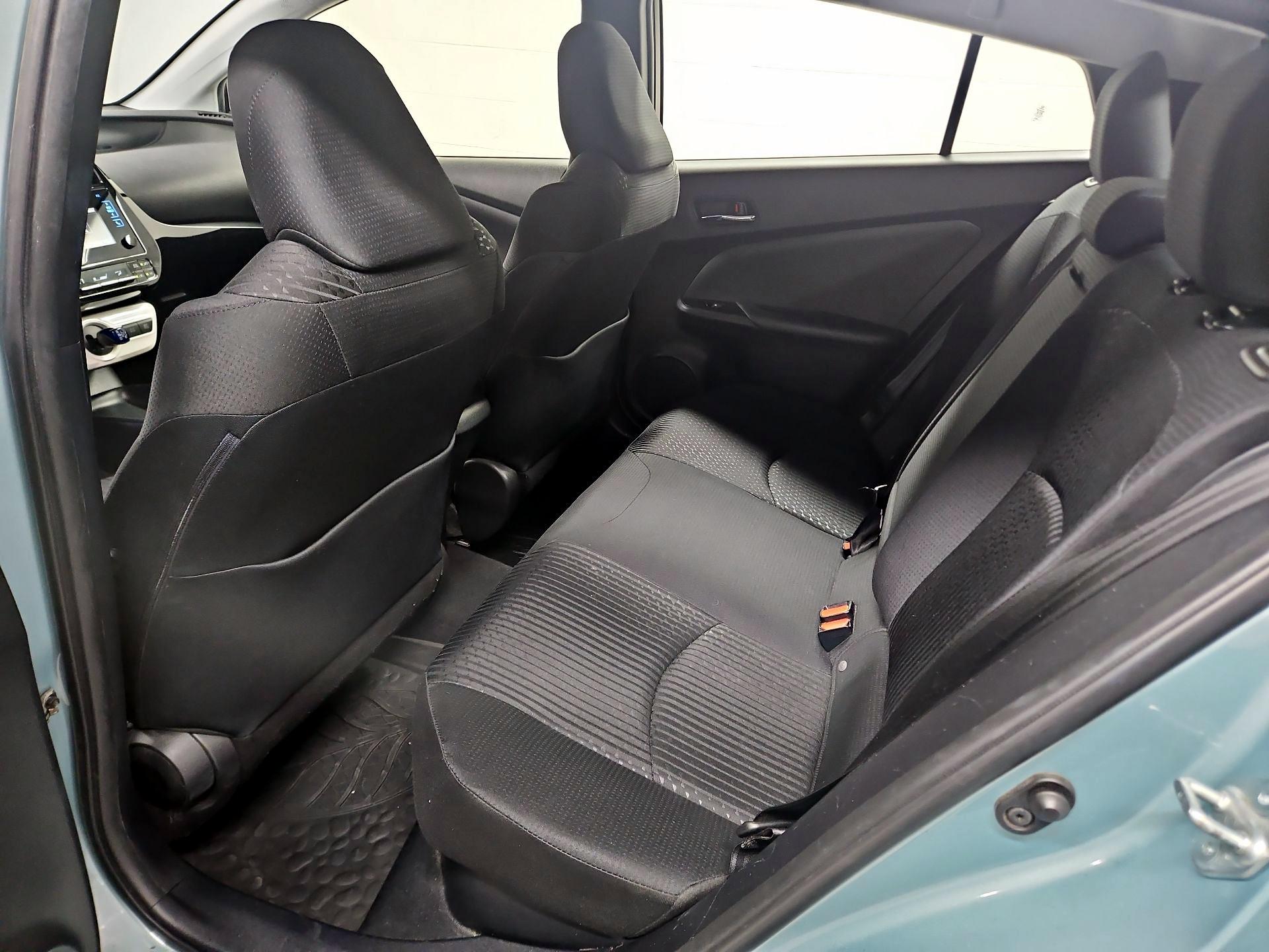 Thumbnail: 2017 Toyota Prius - 19