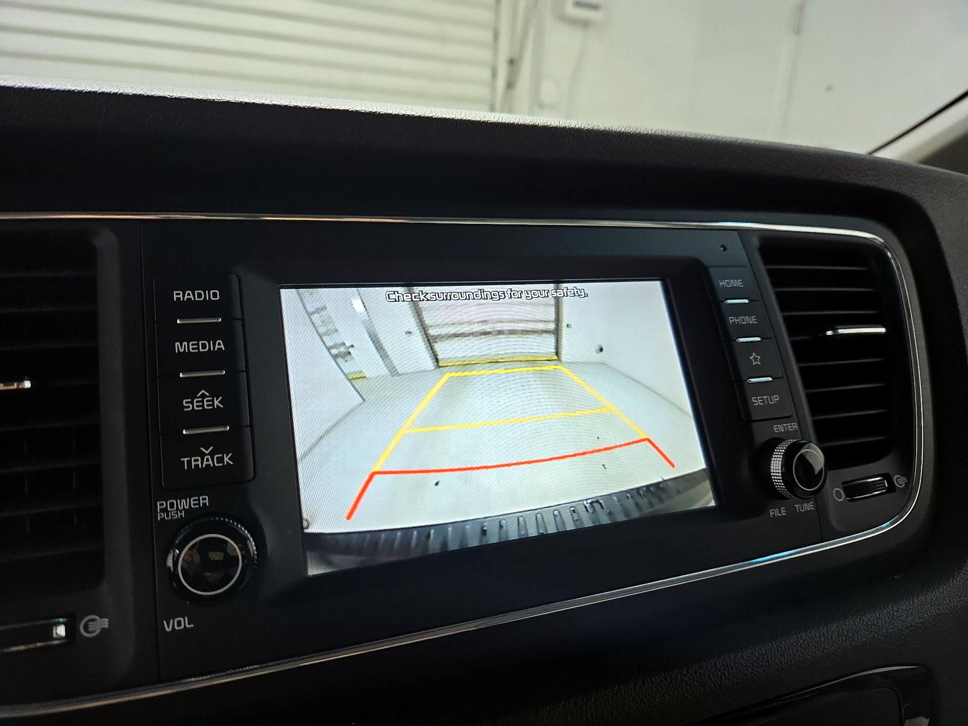 Thumbnail: 2019 Kia Sedona - 14