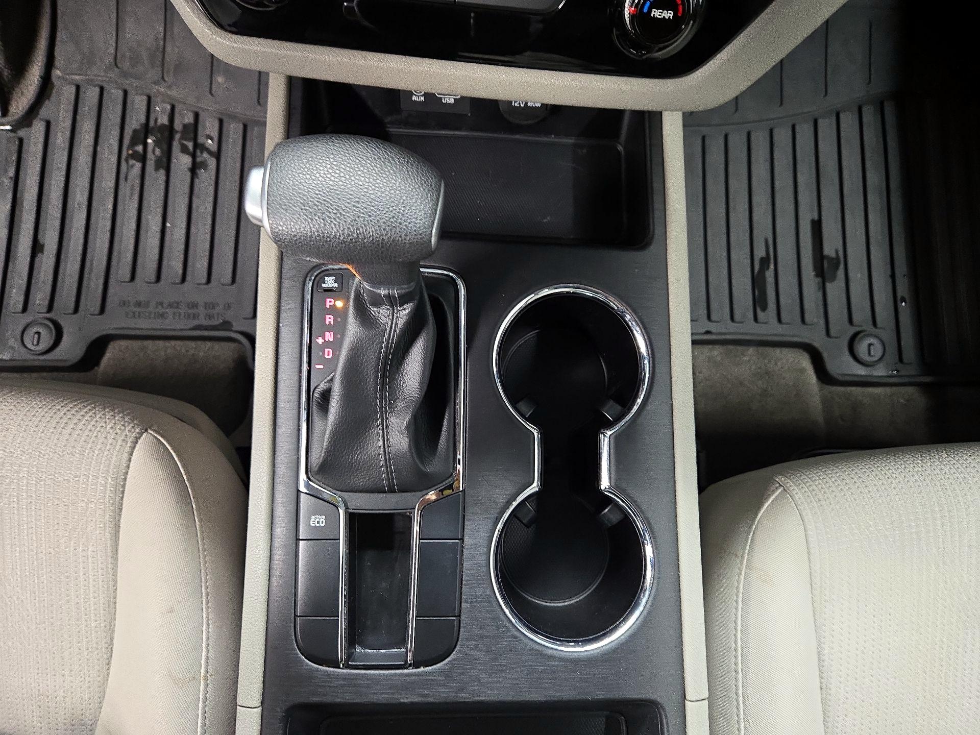 Thumbnail: 2019 Kia Sedona - 17