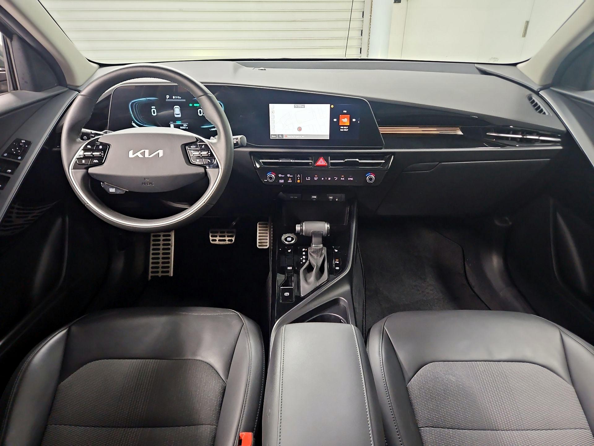 Thumbnail: 2023 Kia Niro - 9