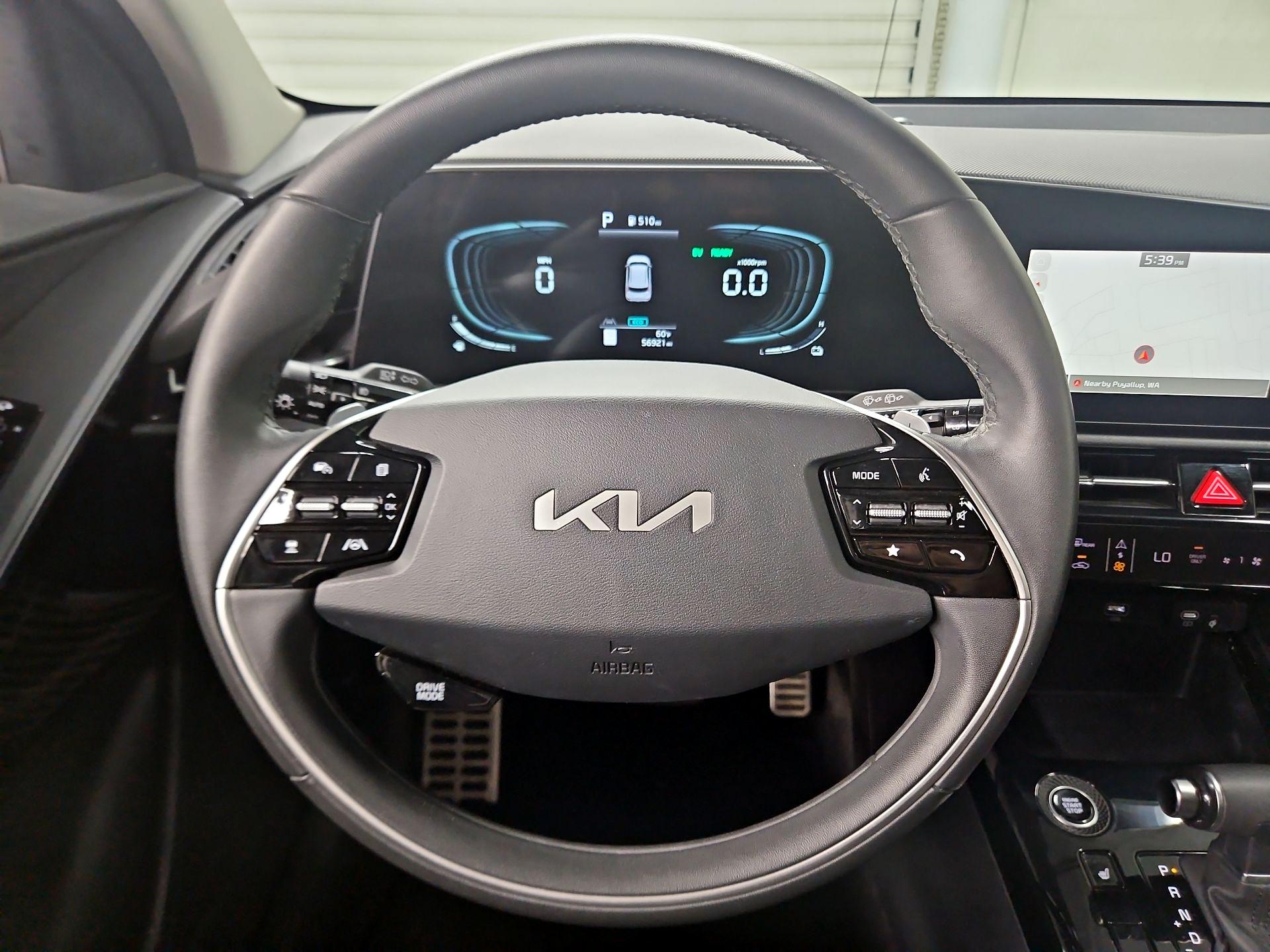 Thumbnail: 2023 Kia Niro - 10