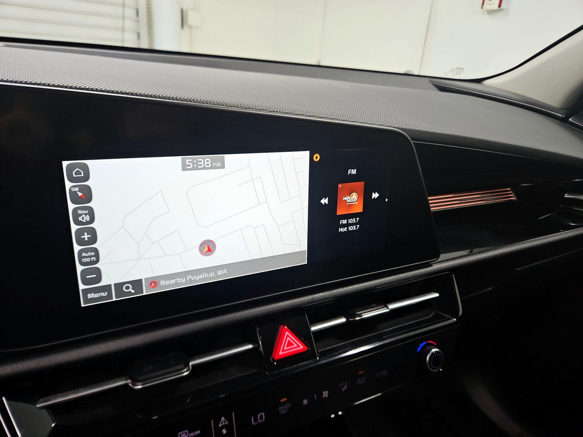 Thumbnail: 2023 Kia Niro - 14