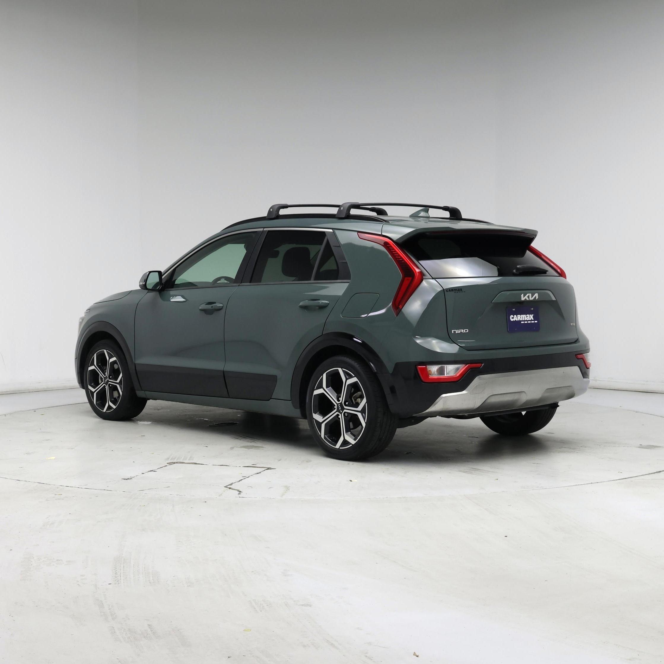 Thumbnail: 2023 Kia Niro - 2