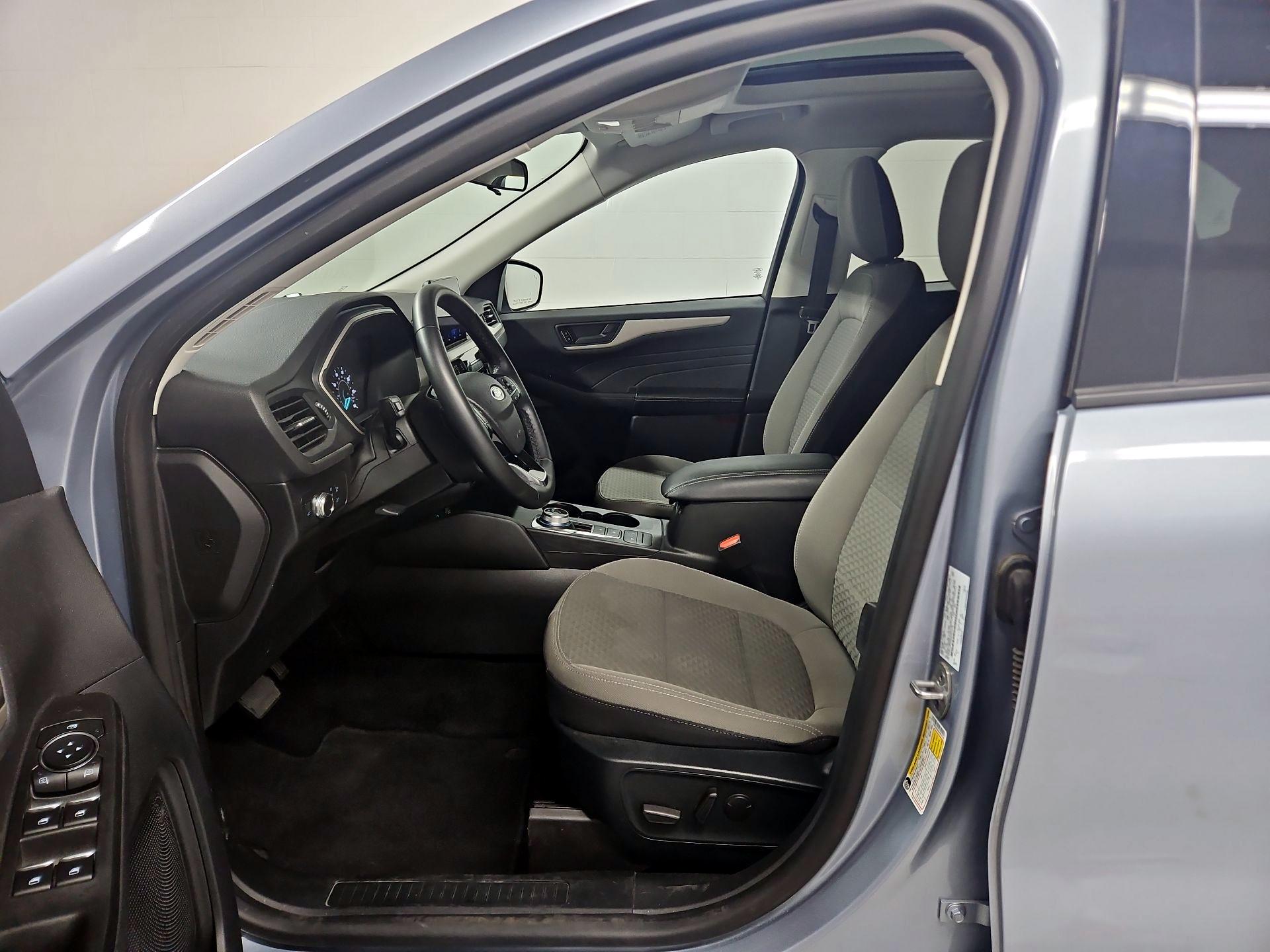 Thumbnail: 2022 Ford Escape - 11