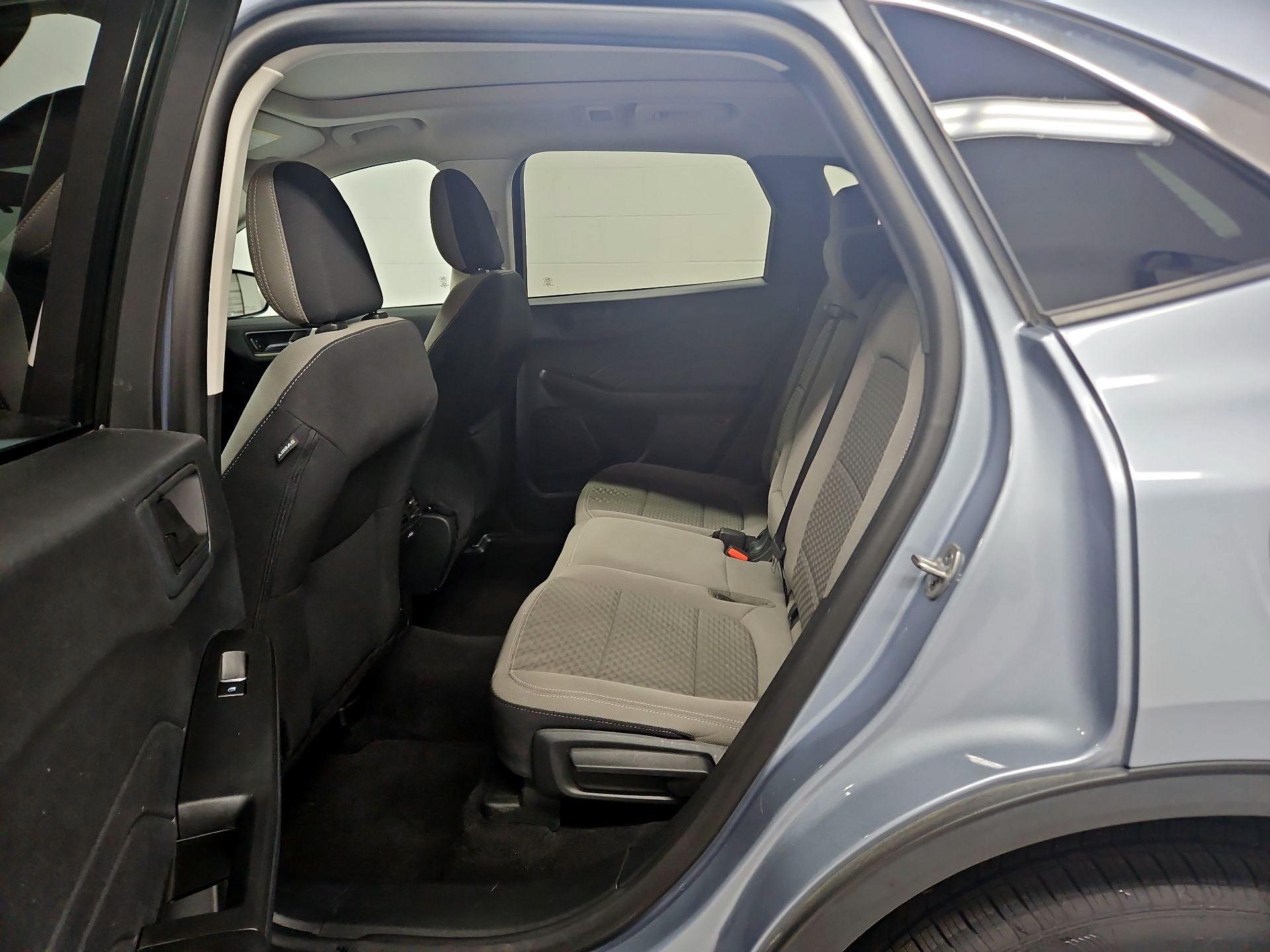 Thumbnail: 2022 Ford Escape - 20
