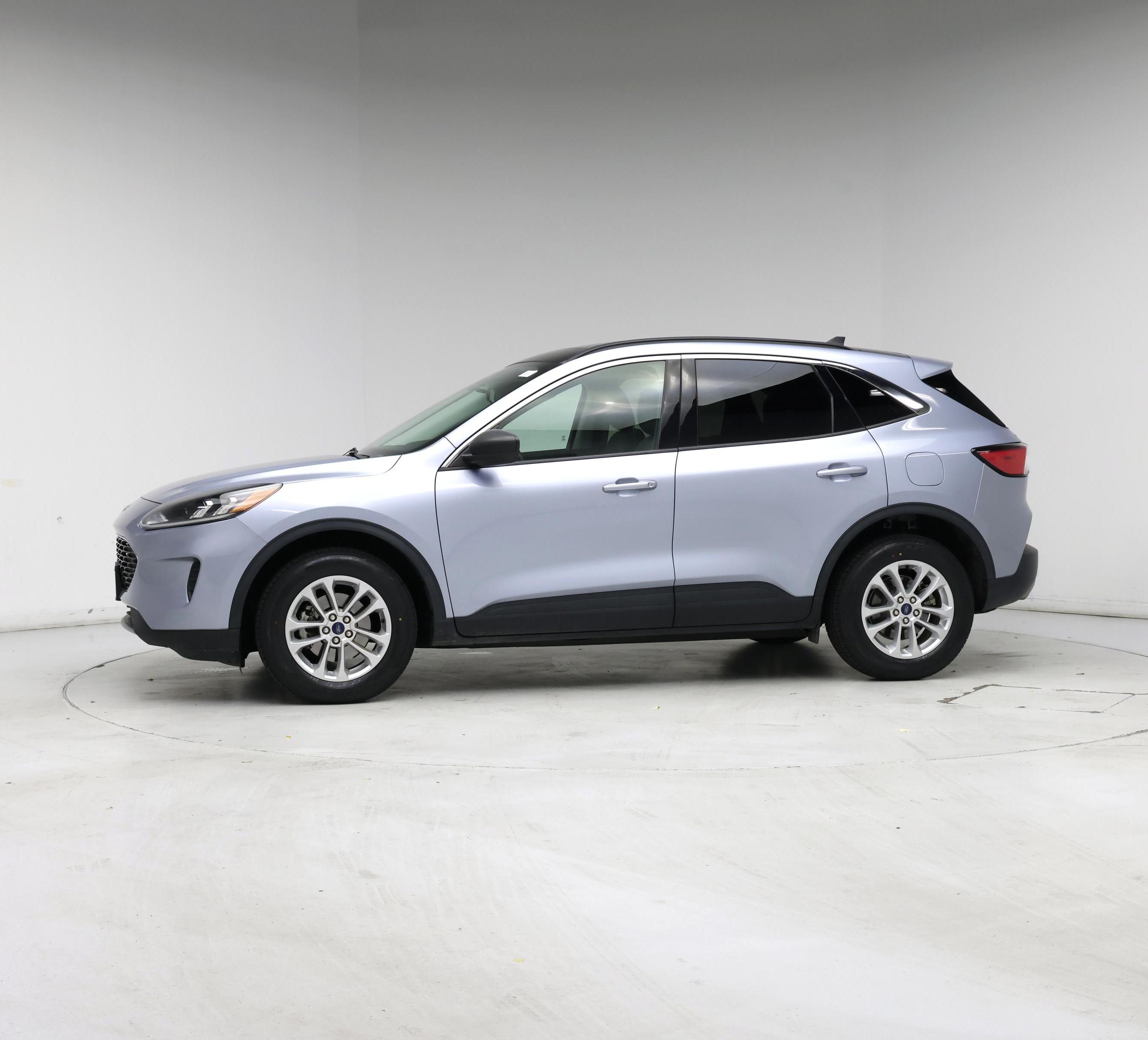 Thumbnail: 2022 Ford Escape - 3