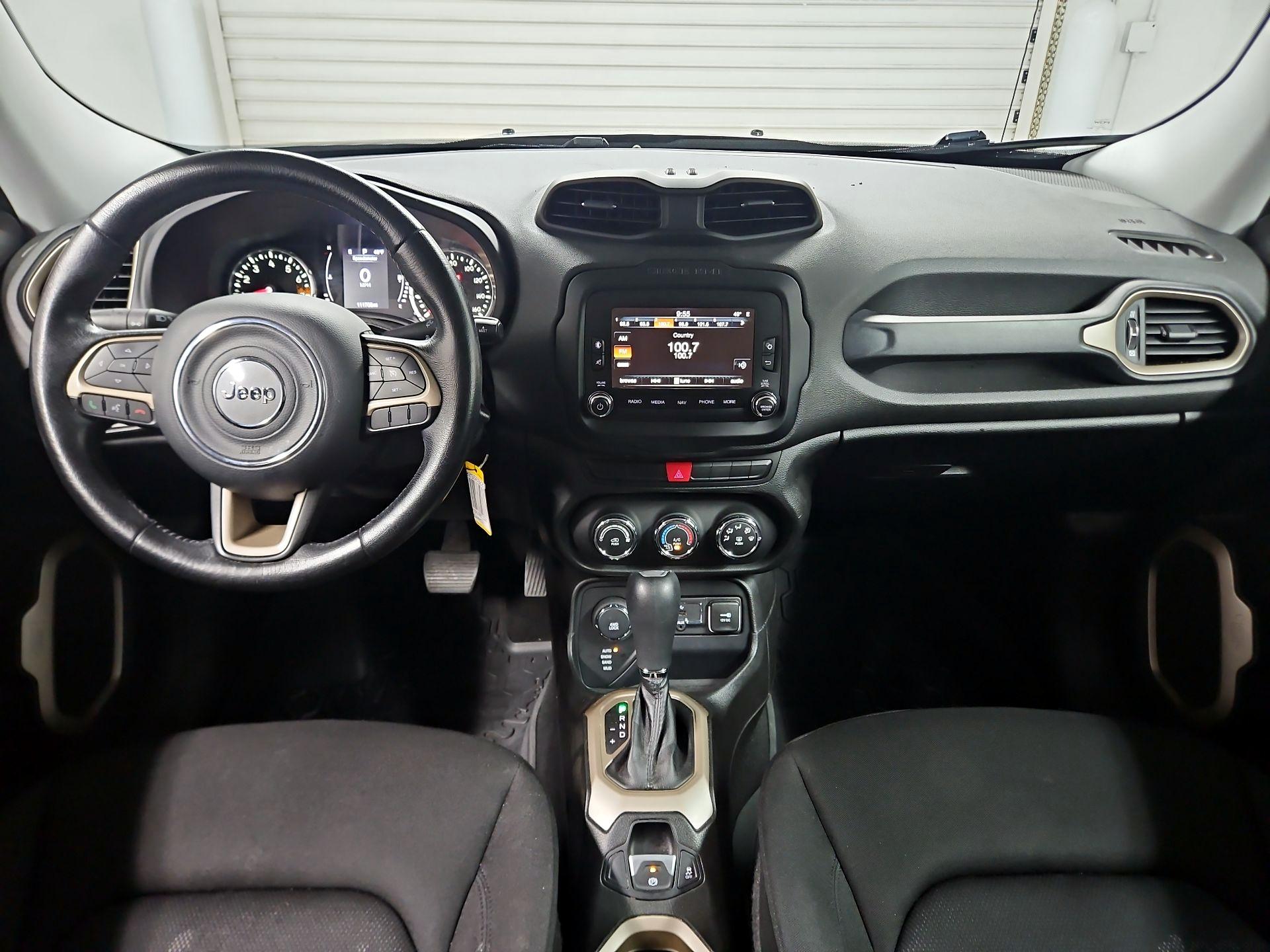 Thumbnail: 2015 Jeep Renegade - 9