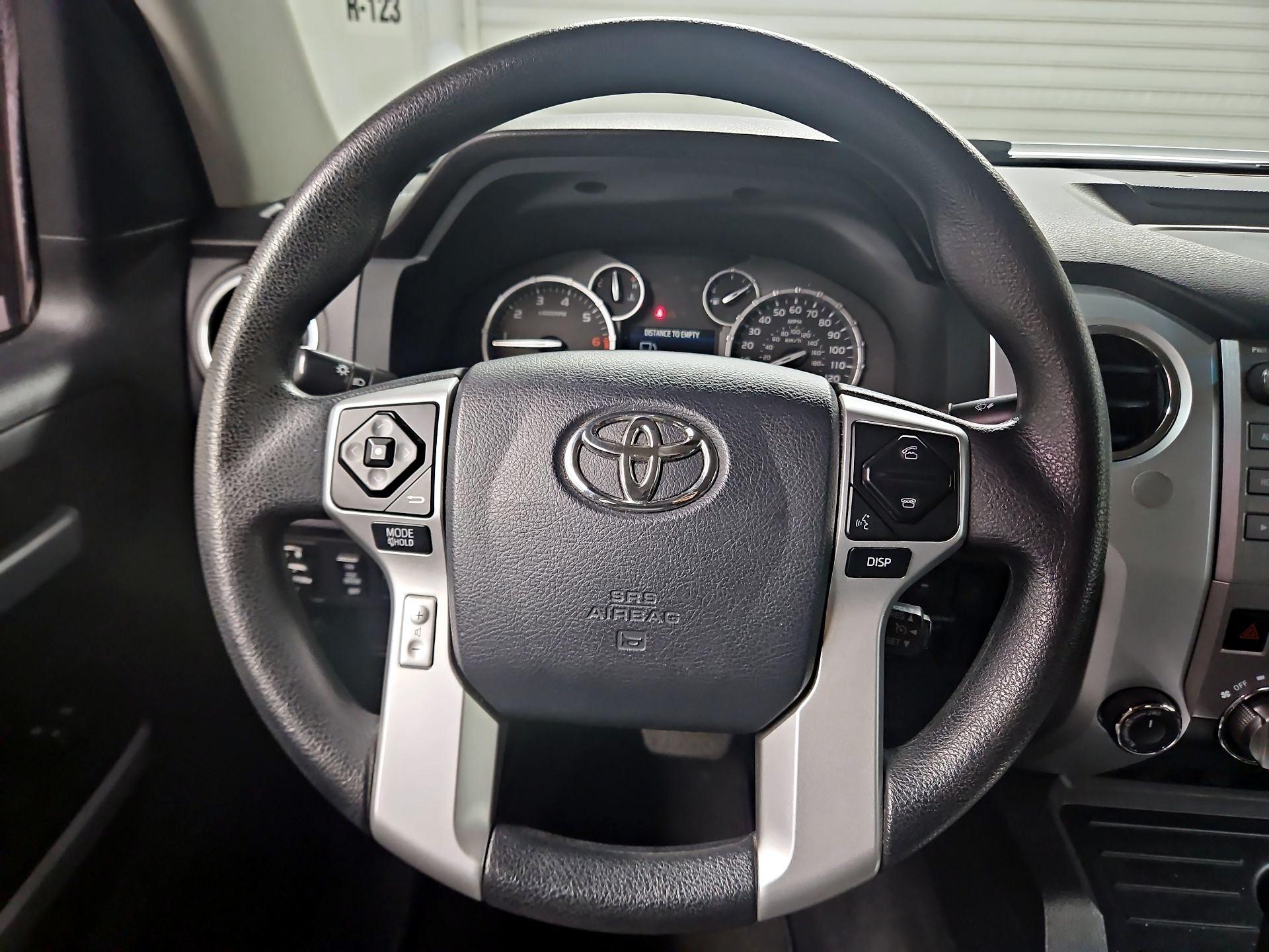 Thumbnail: 2017 Toyota Tundra - 10