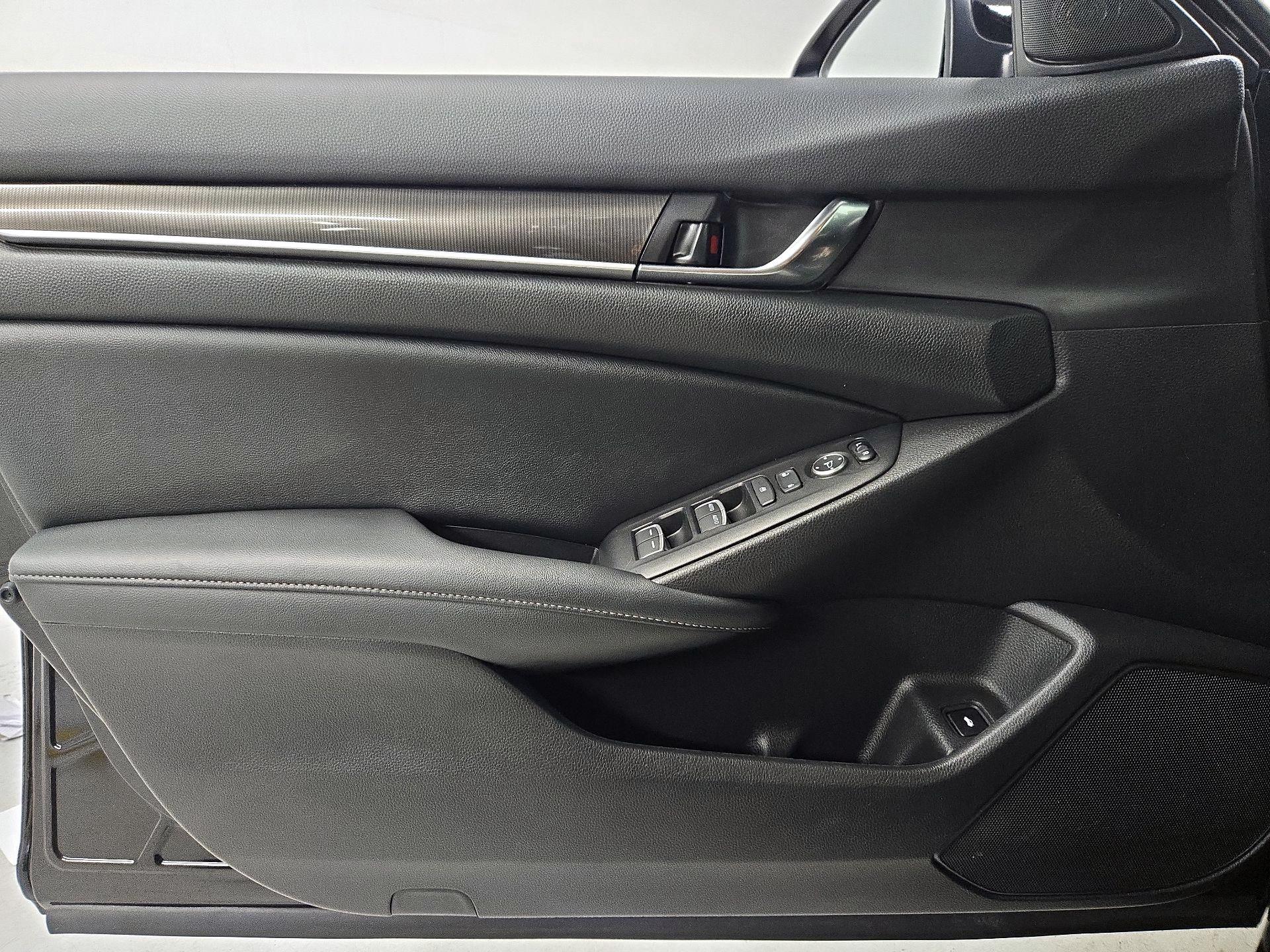 Thumbnail: 2021 Honda Accord - 12