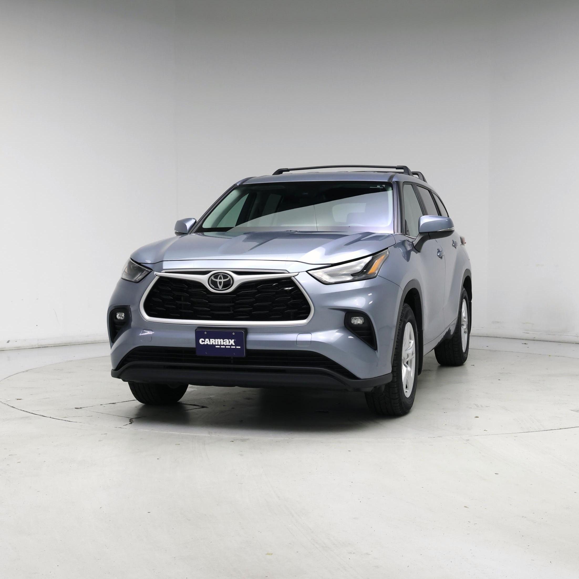 Thumbnail: 2023 Toyota Highlander - 4