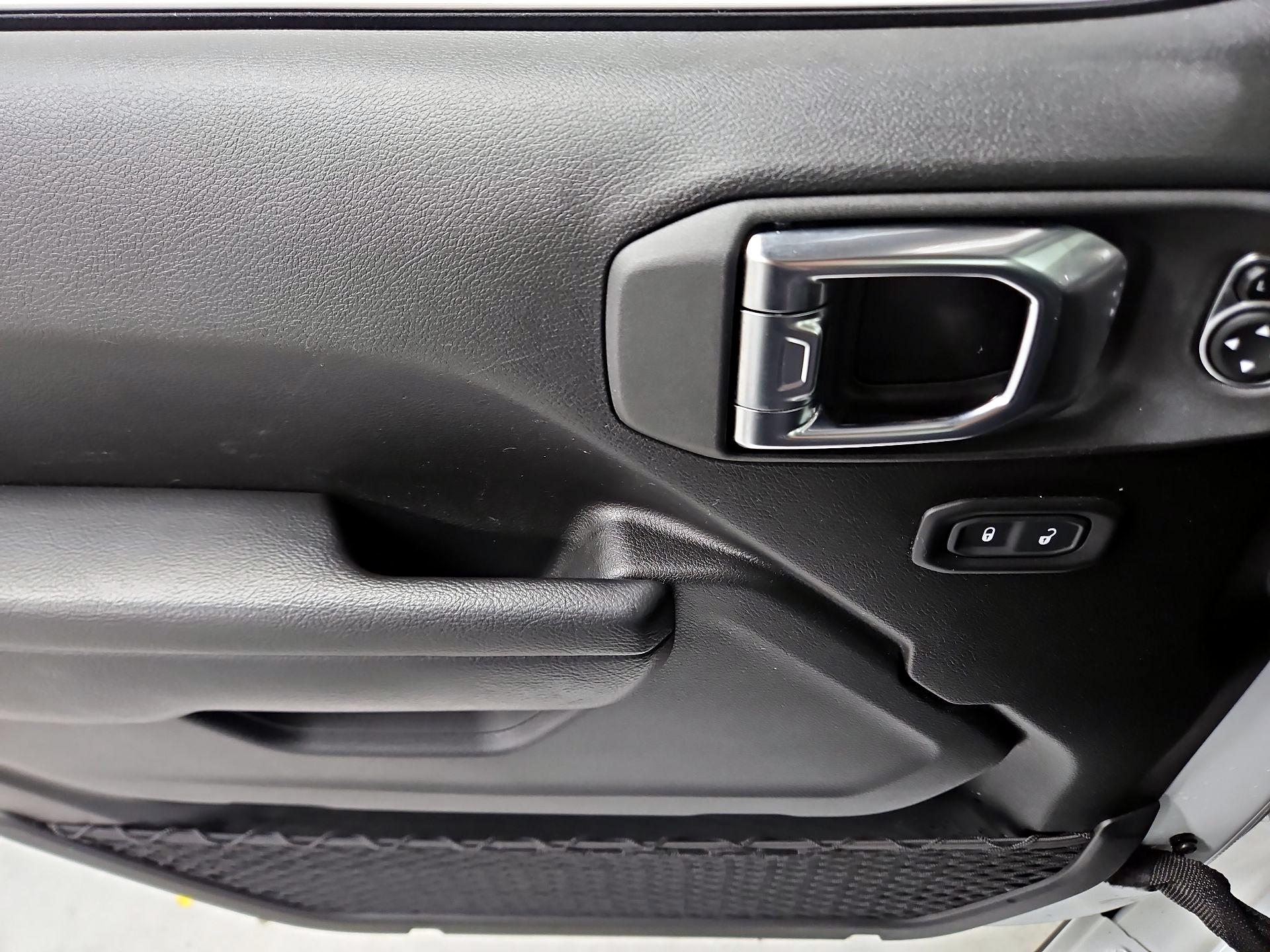 Thumbnail: 2023 Jeep Wrangler - 12