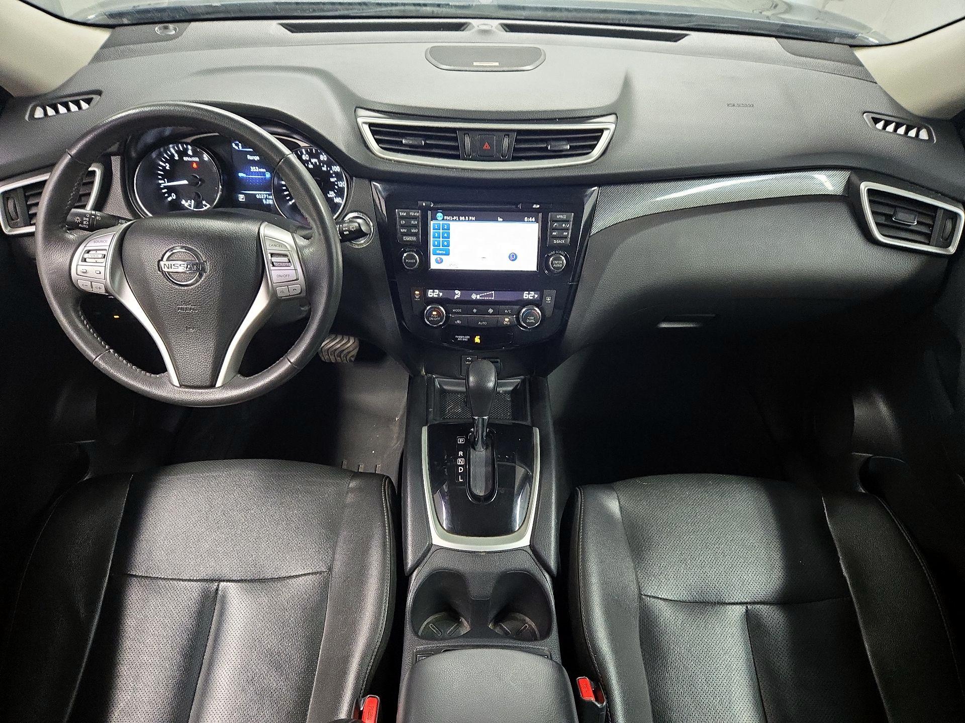 Thumbnail: 2016 Nissan Rogue - 9