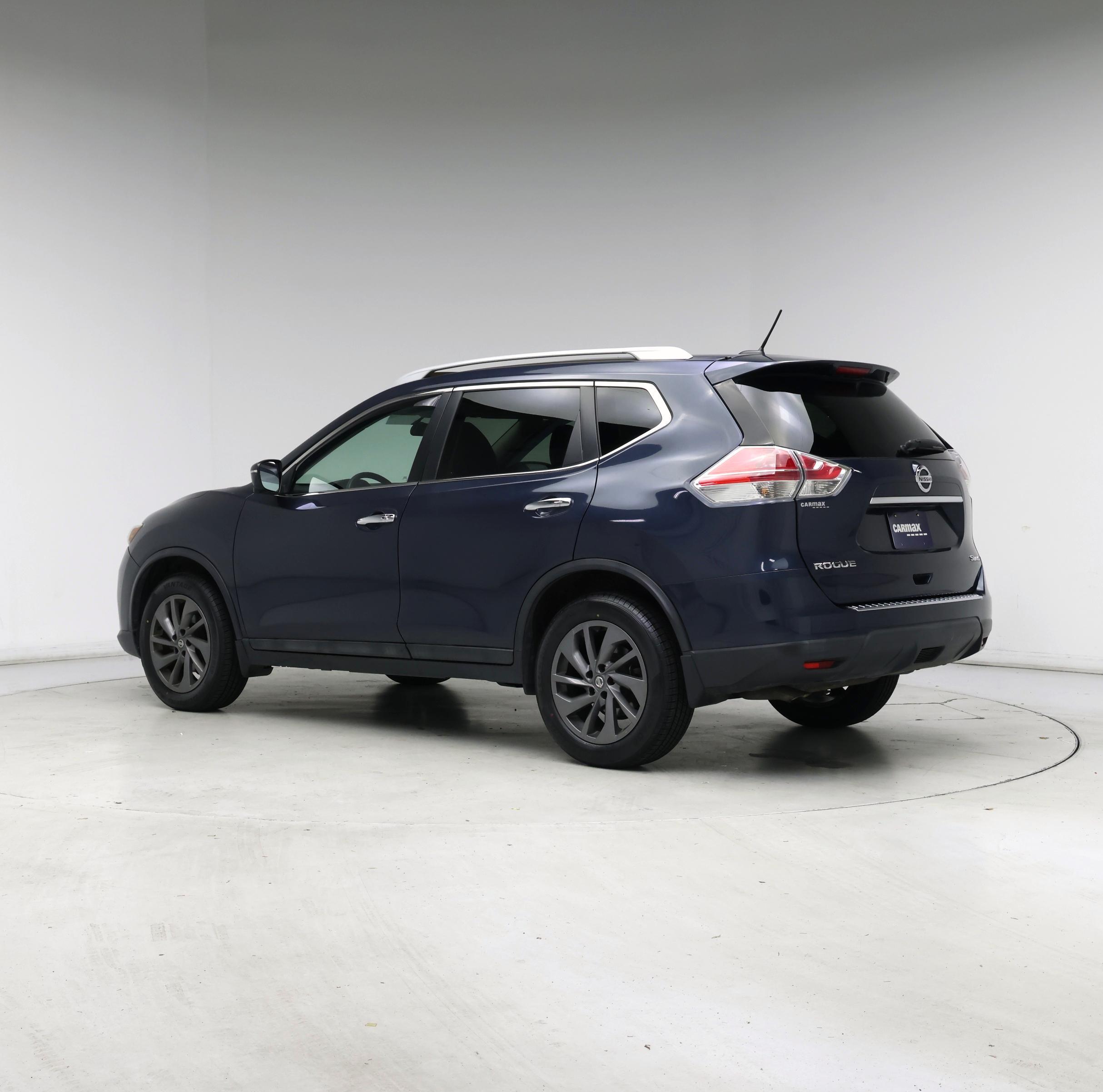 Thumbnail: 2016 Nissan Rogue - 2