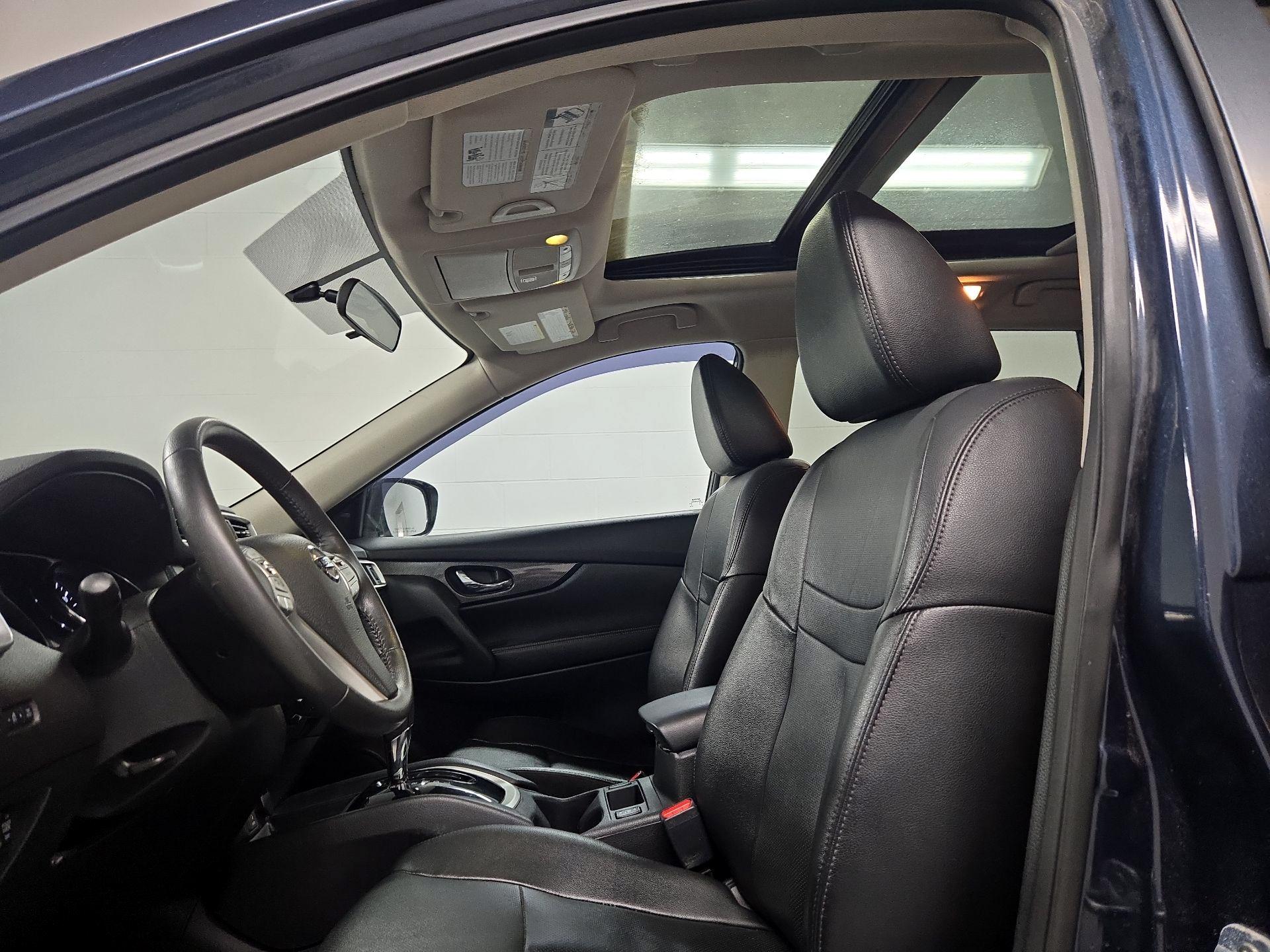 Thumbnail: 2016 Nissan Rogue - 20