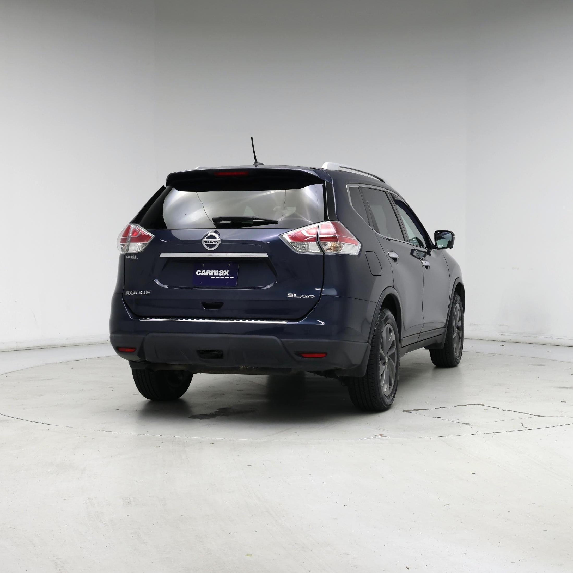 Thumbnail: 2016 Nissan Rogue - 8