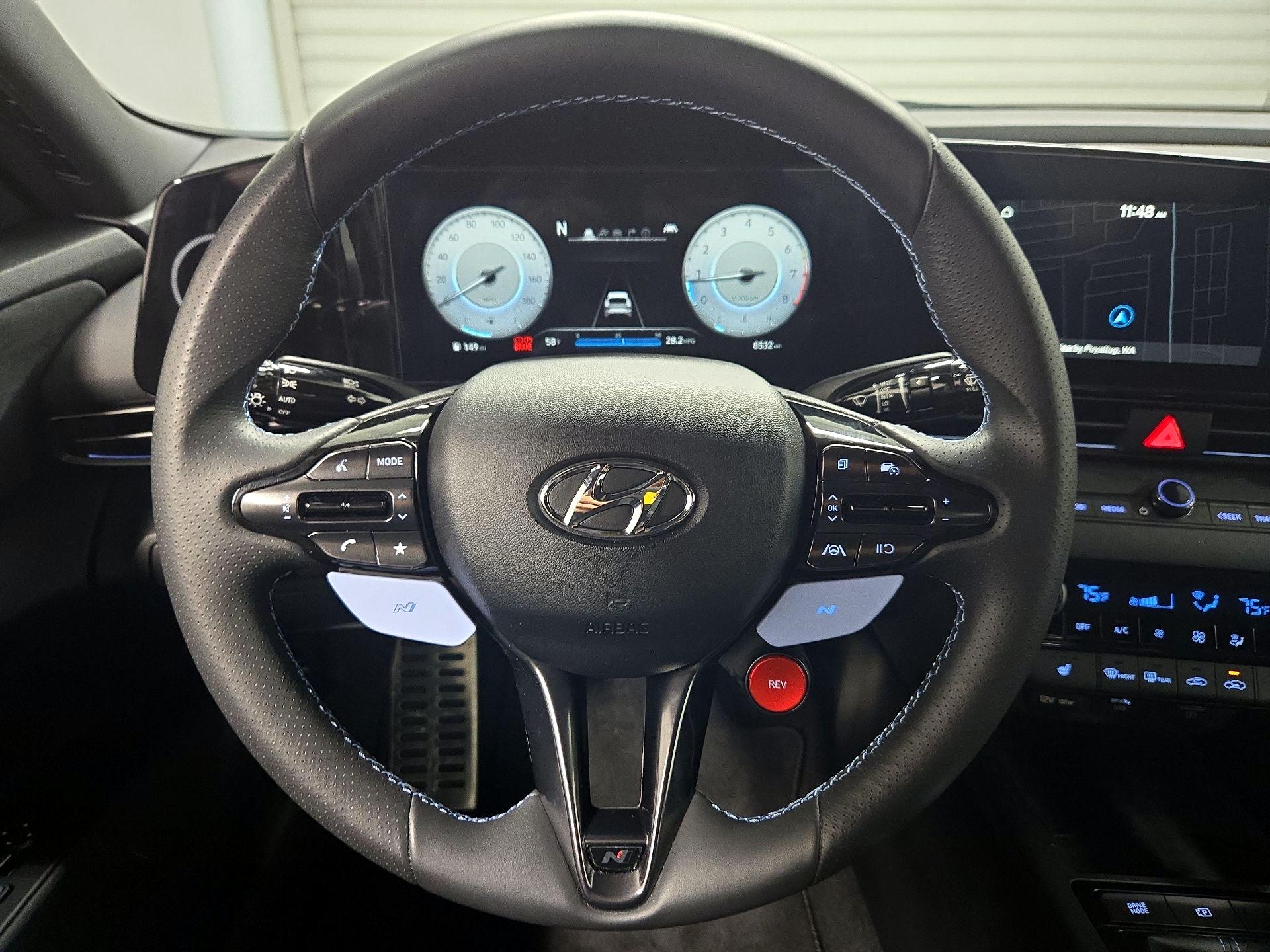 Thumbnail: 2023 Hyundai Elantra - 10