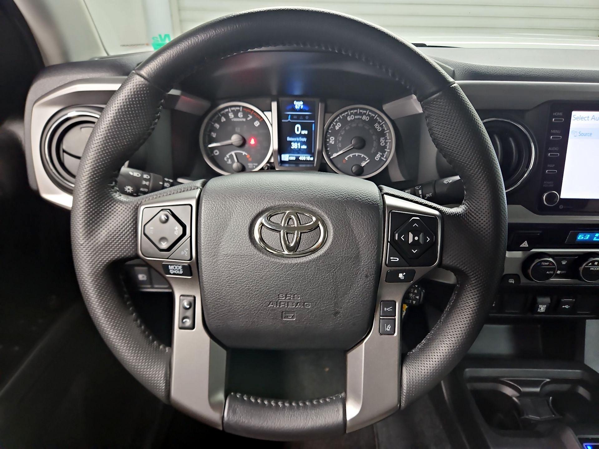 Thumbnail: 2022 Toyota Tacoma - 10