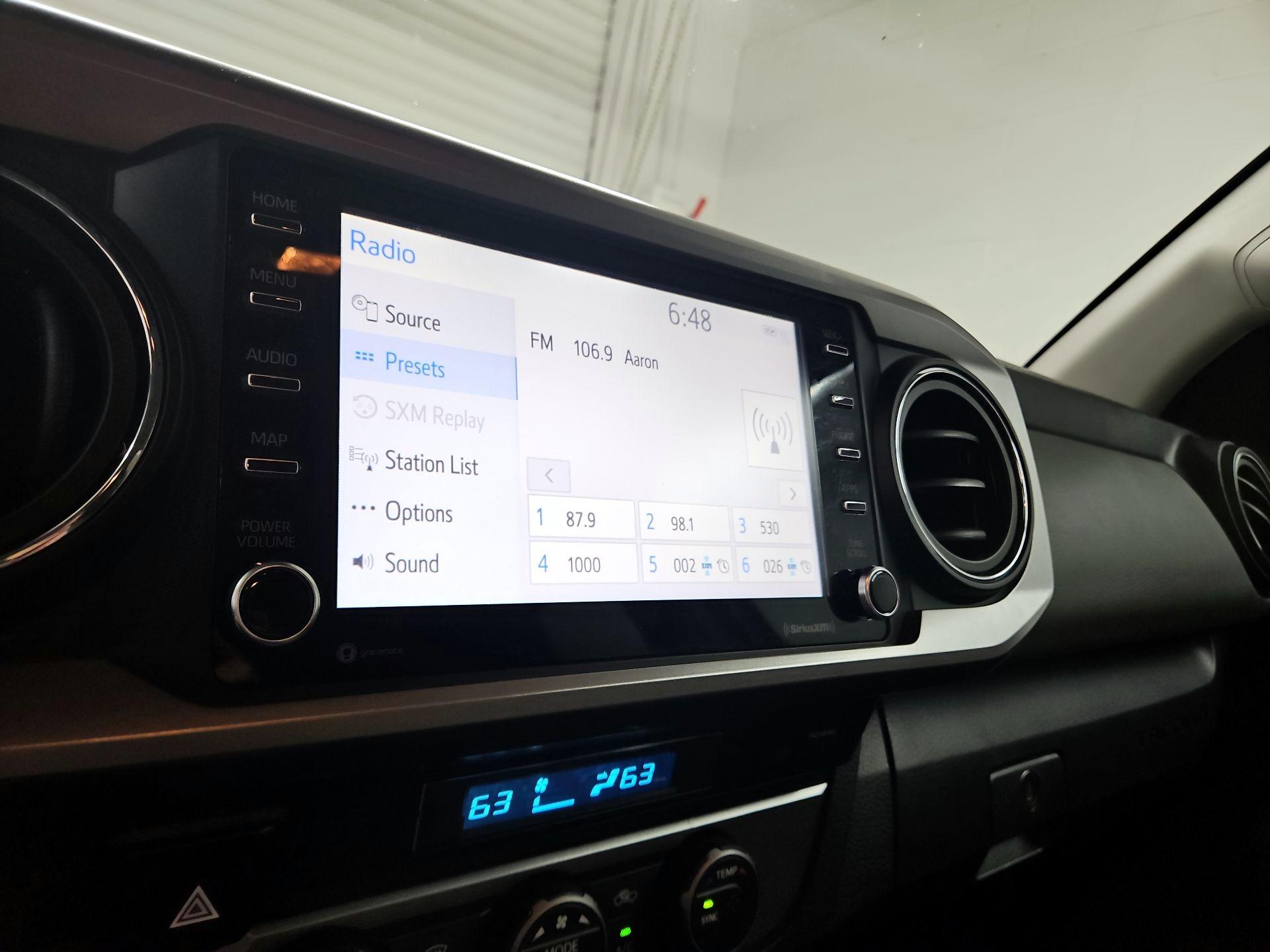 Thumbnail: 2022 Toyota Tacoma - 15